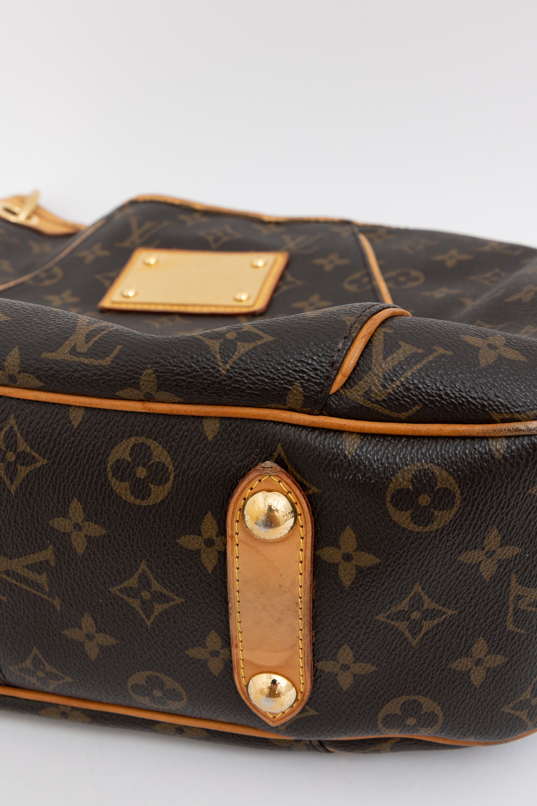 Galliera PM Shoulder Bag