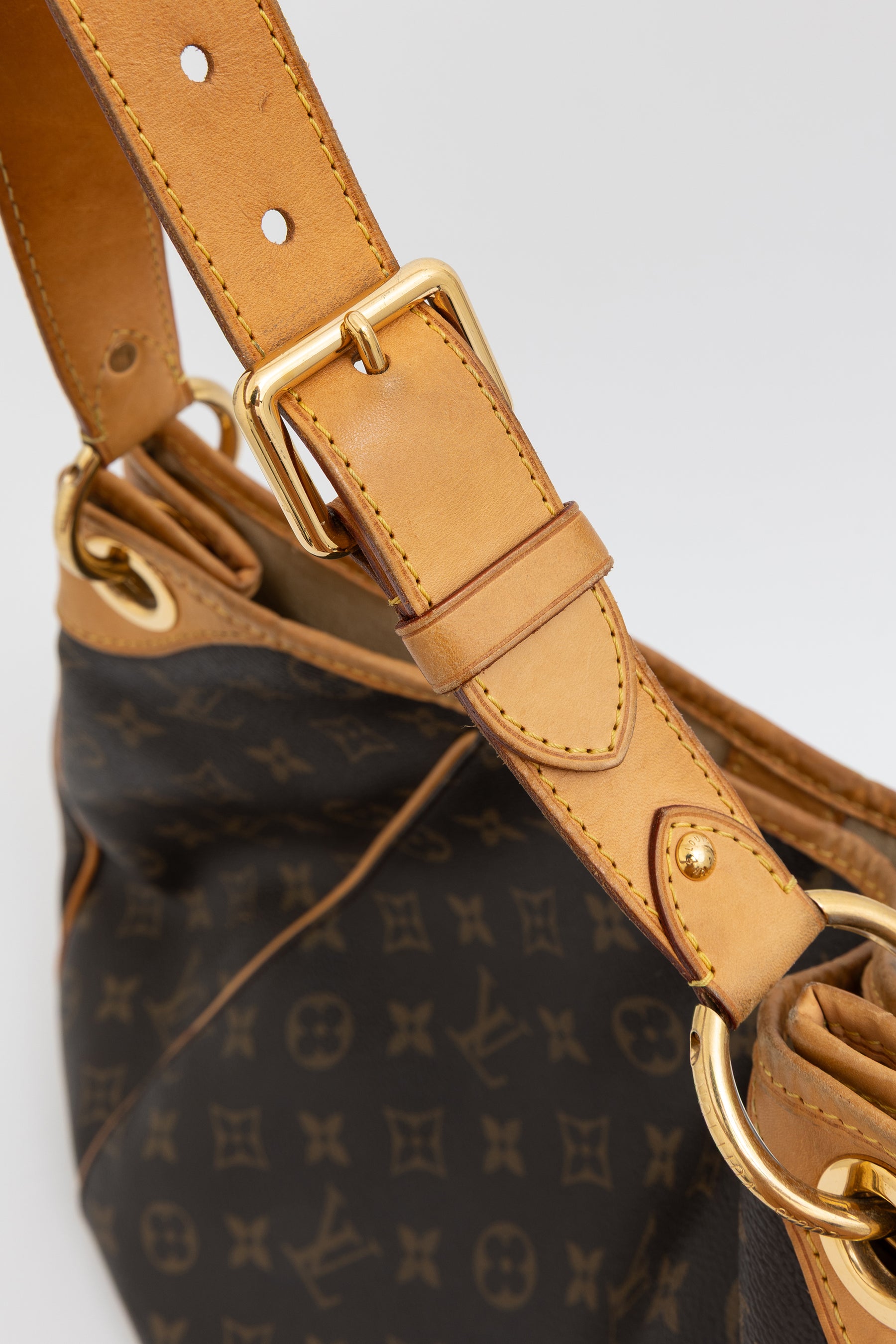 Galliera PM Shoulder Bag