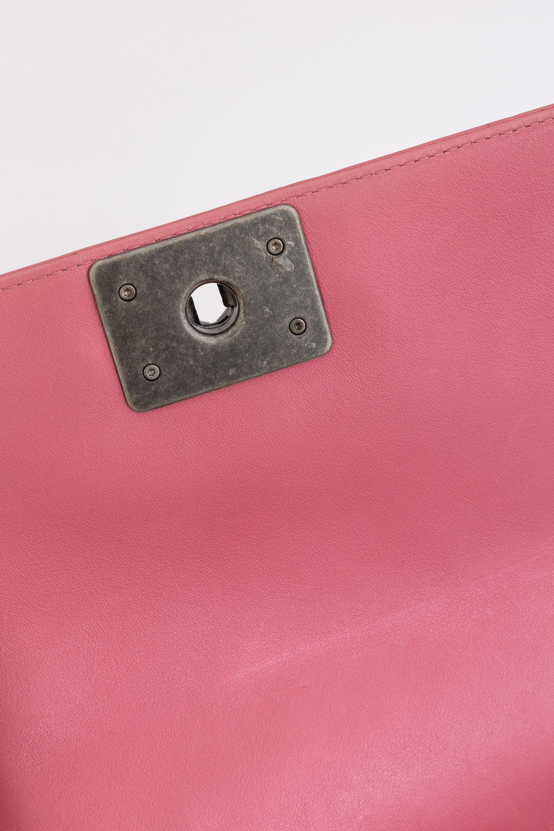 Chevron V-Stitch Small Boy Bag