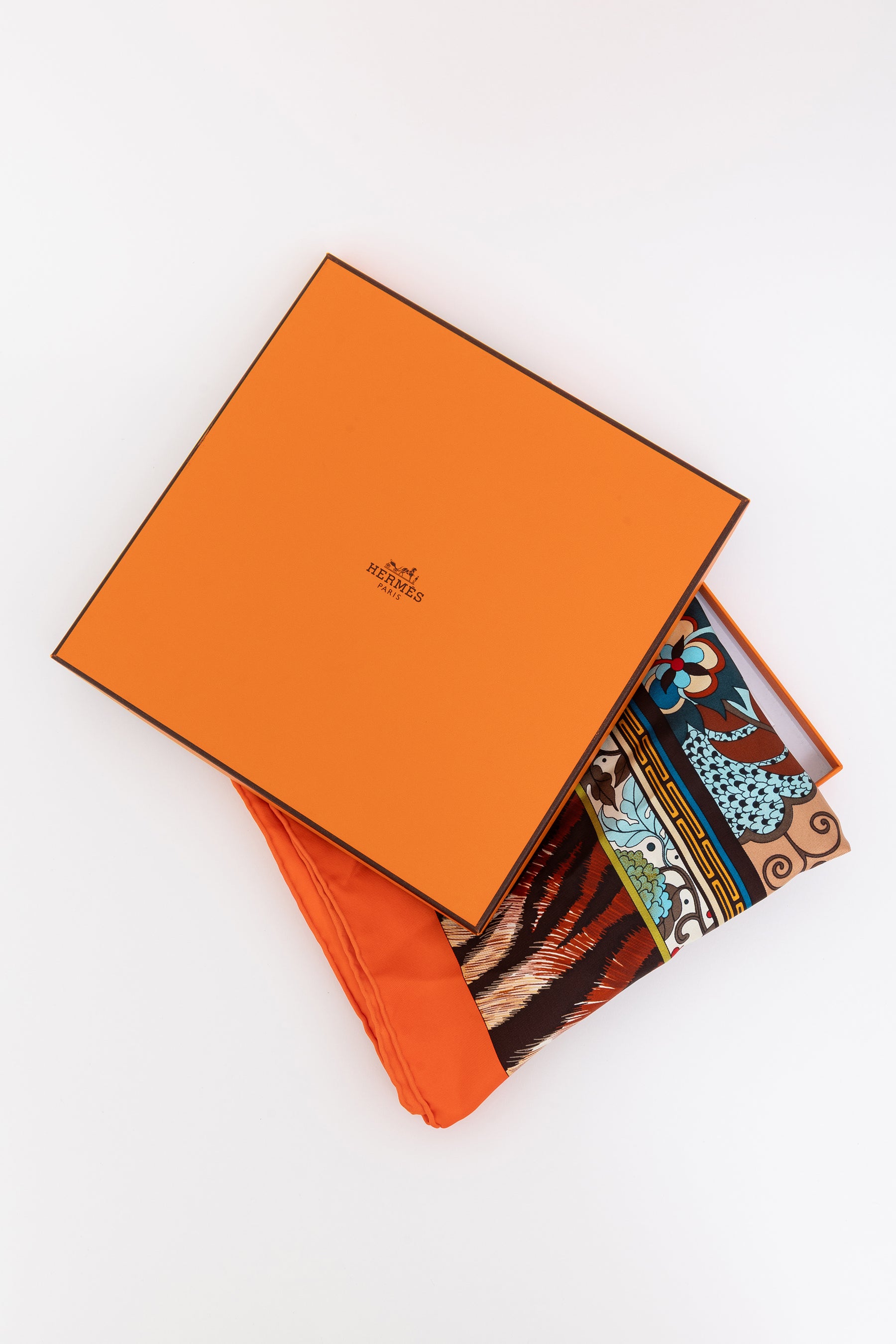 La Femme aux Semelles de Vent Silk Twill Scarf