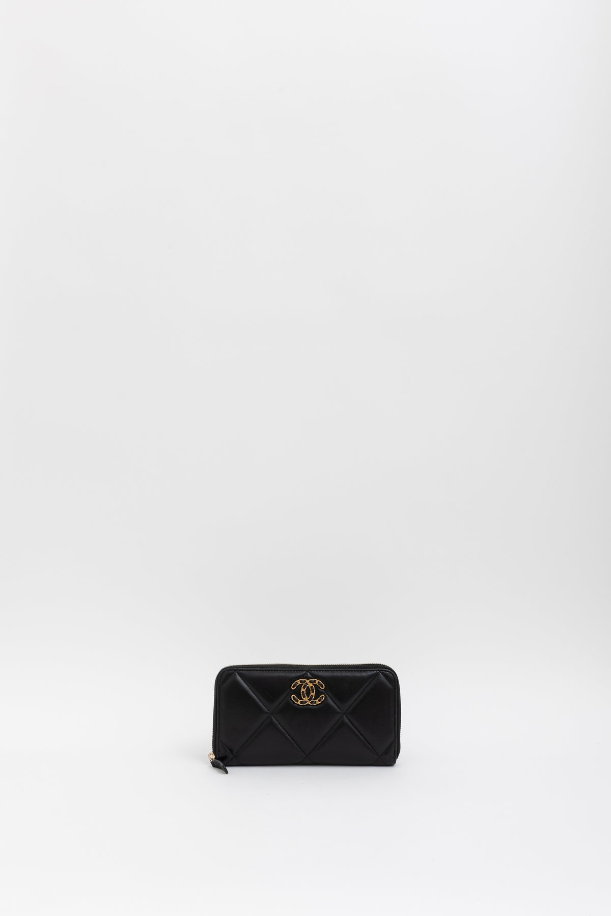 19 Zip Around Long Wallet