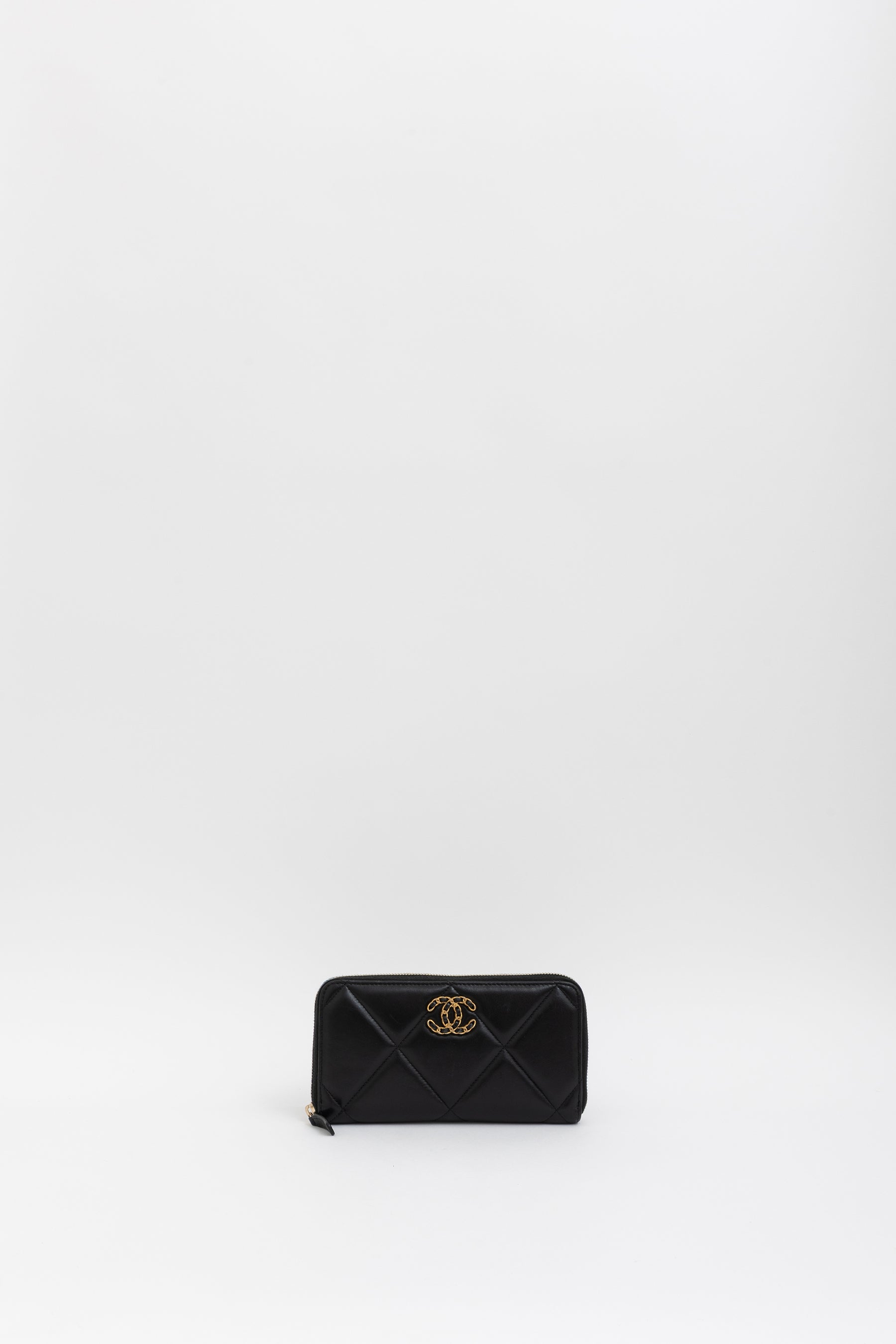 19 Zip Around Long Wallet