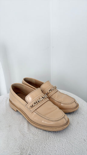 Chanel Interlocking CC Logo Loafers, 39 C