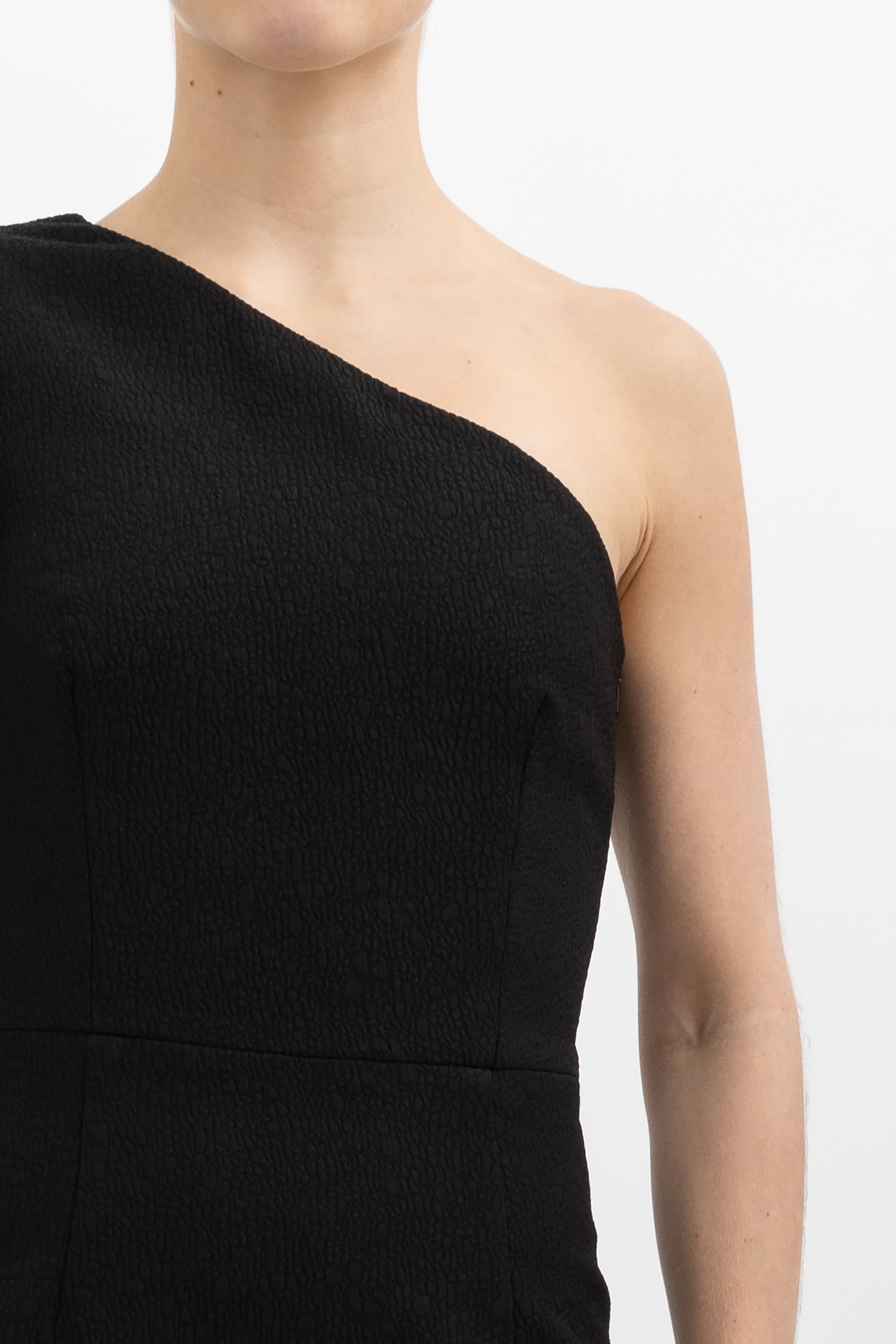 rebecca-vallance-black-natalia-one-sleeve-midi-dress-8-au-835b