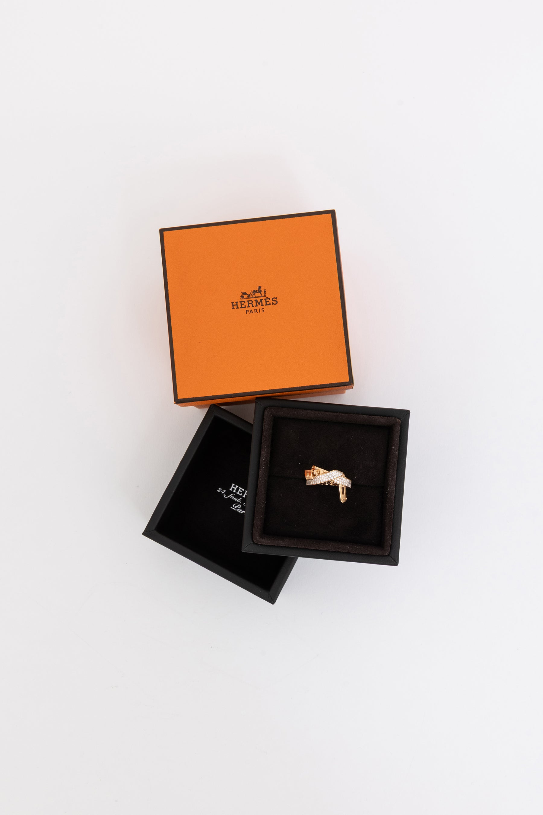 Kelly Gavroche Ring