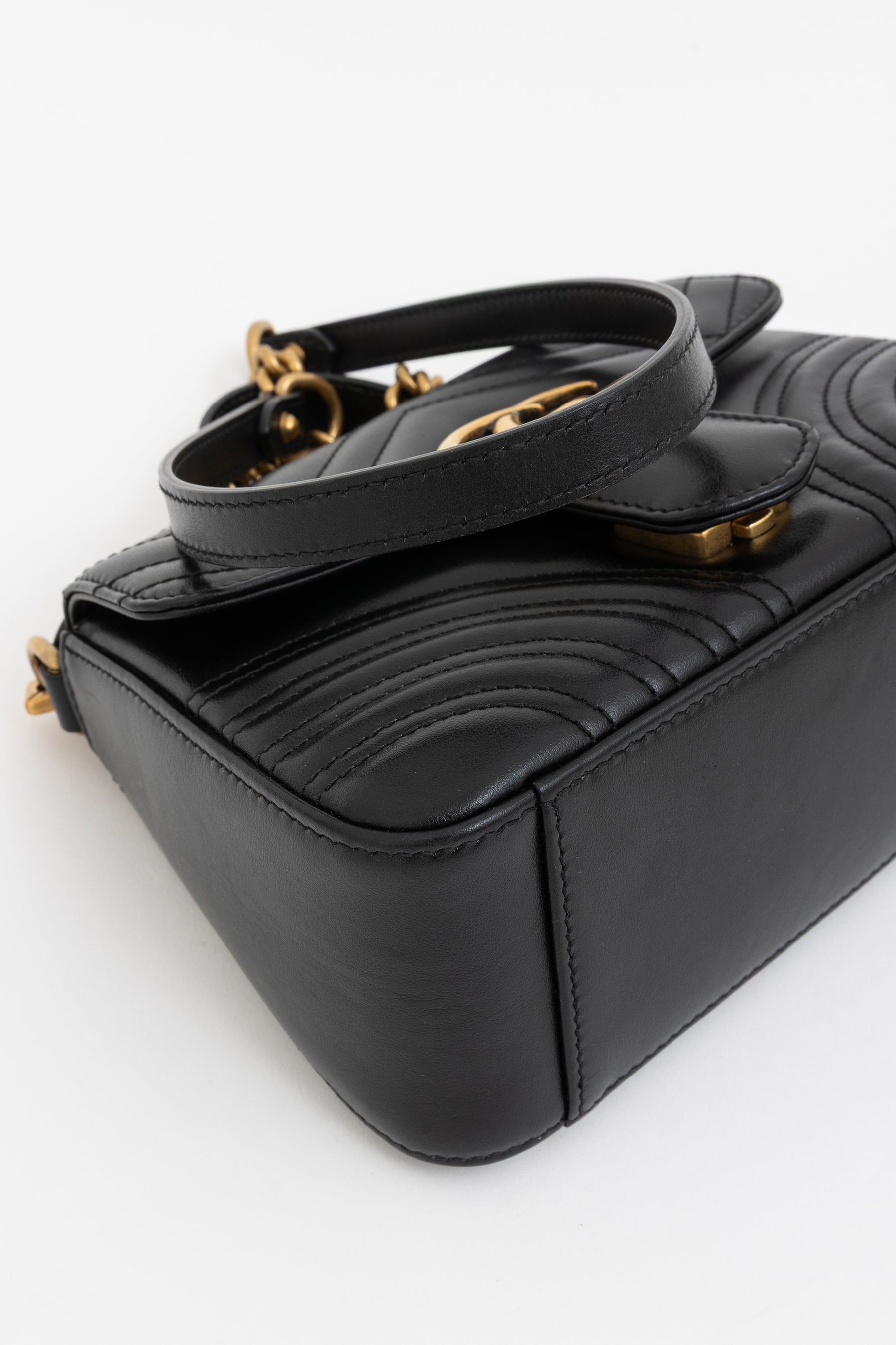 GG Marmont Mini Top Handle Bag