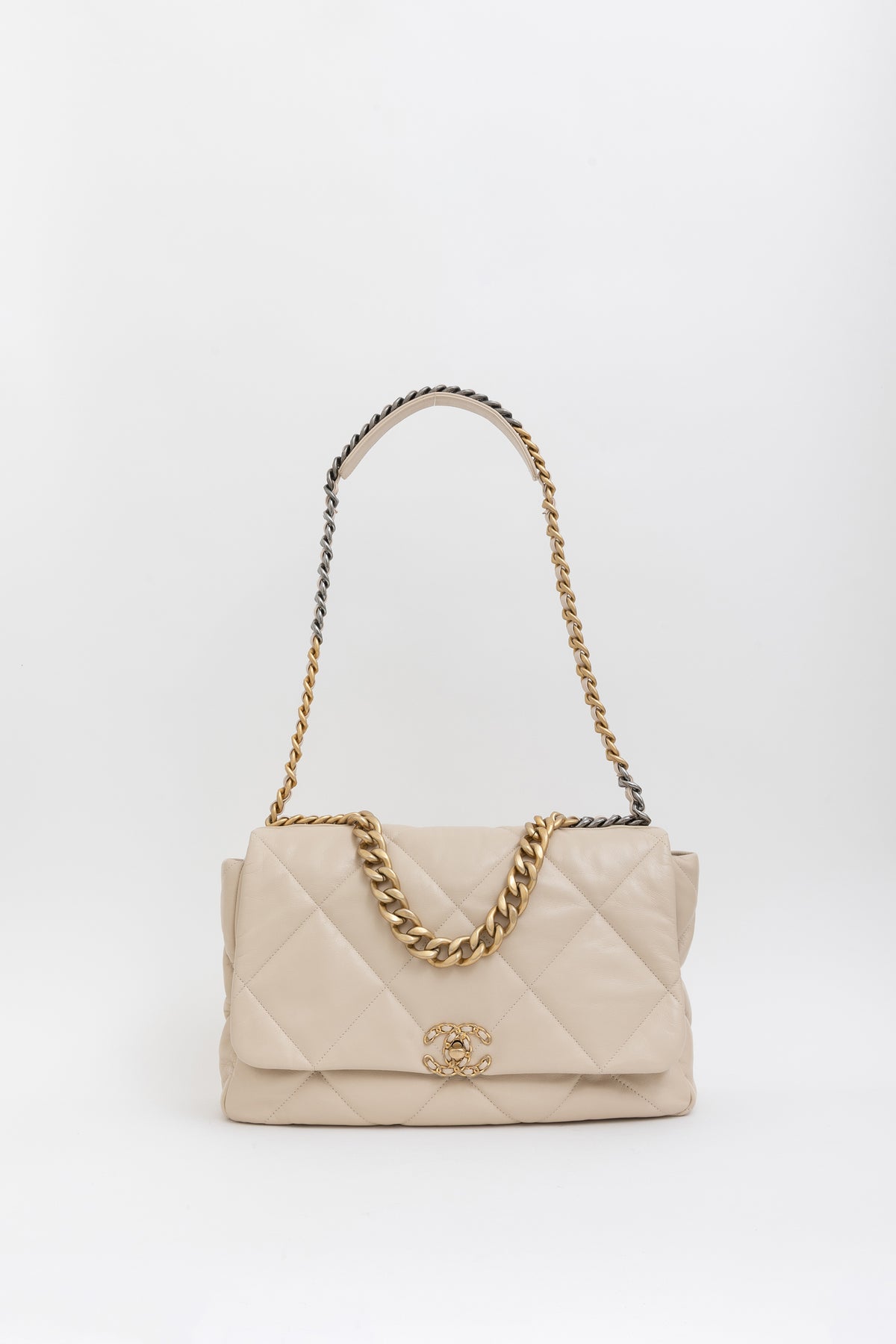 Maxi 19 Flap Bag