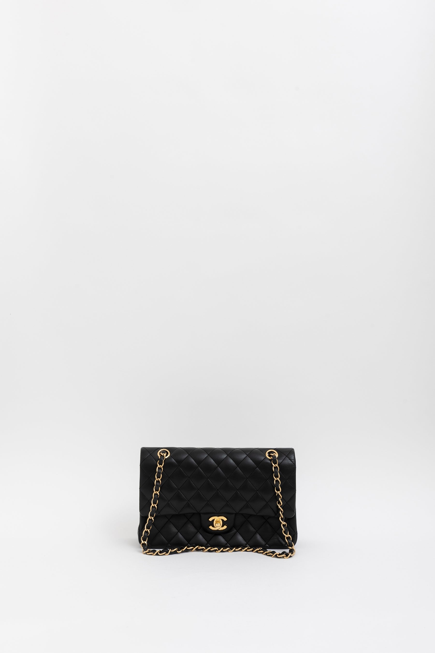 Medium Classic Flap Bag