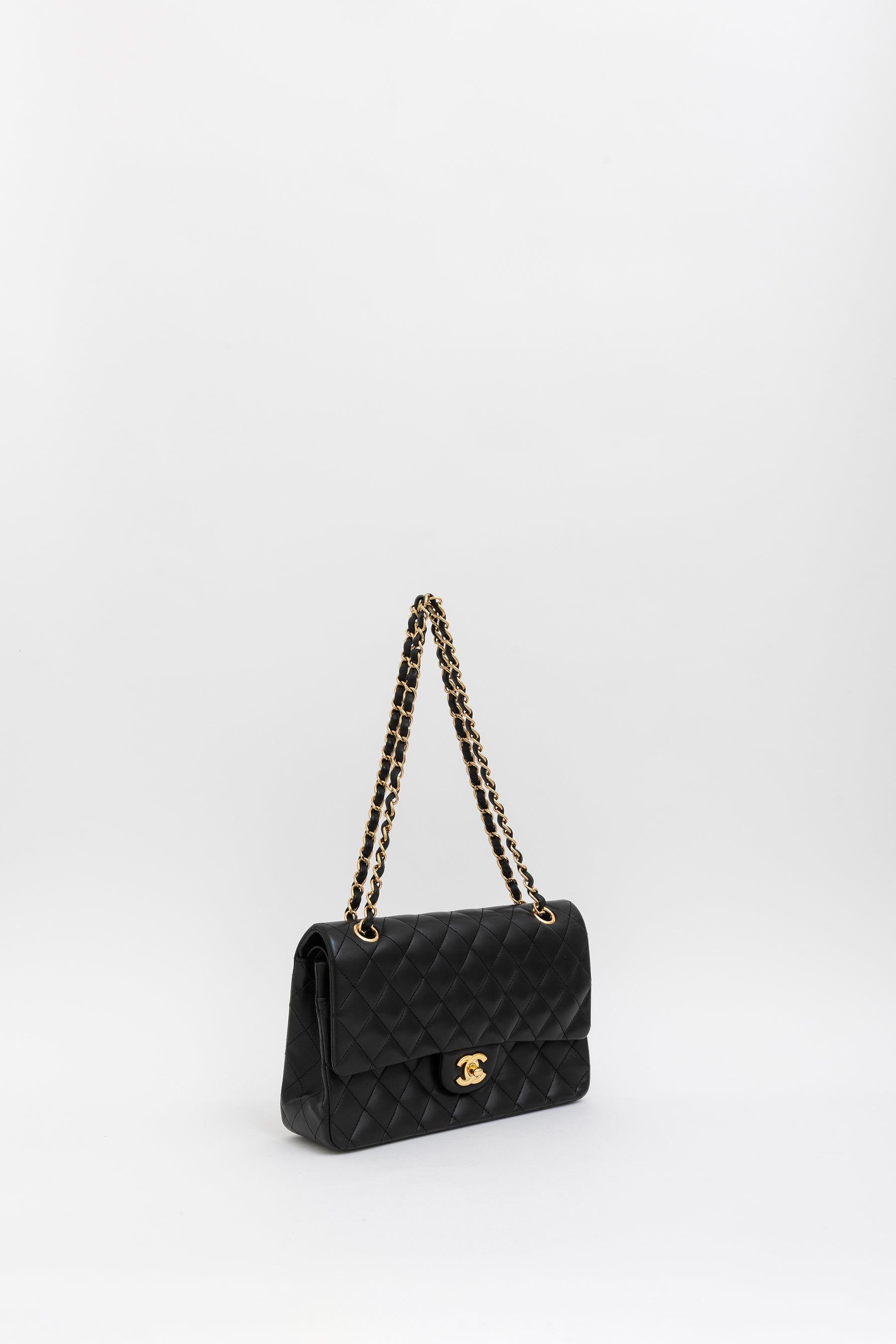 Medium Classic Flap Bag