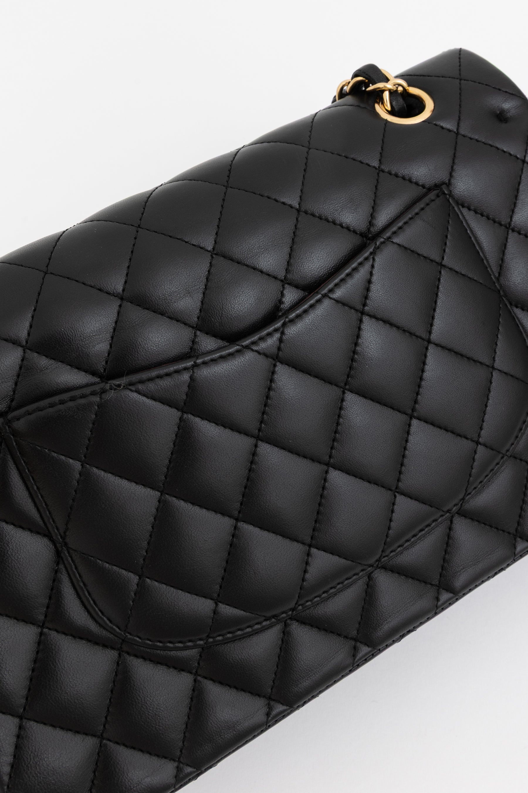 Medium Classic Flap Bag