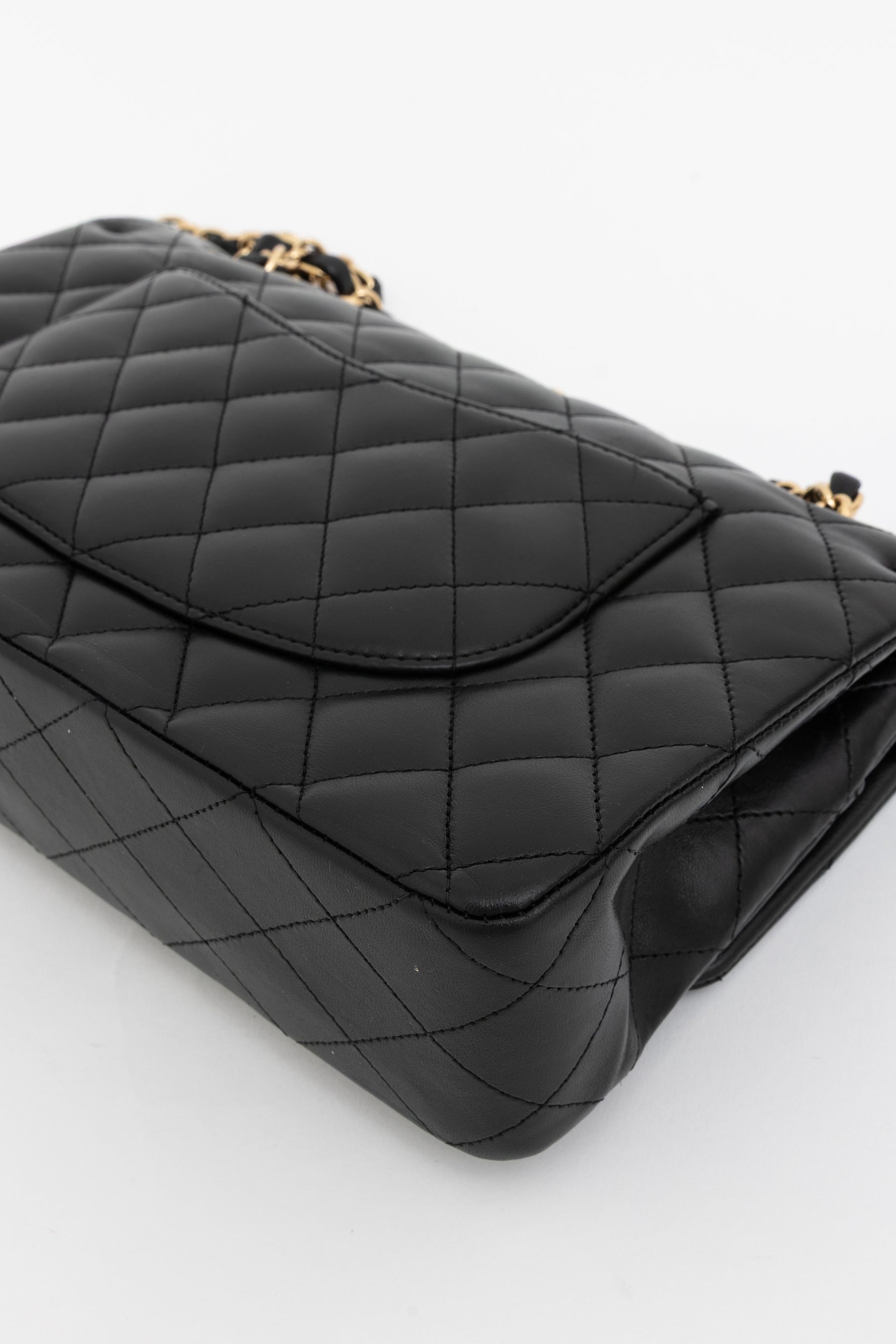 Medium Classic Flap Bag