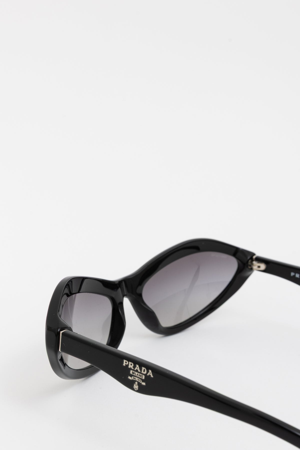 Oval Cat Eye Sunglasses