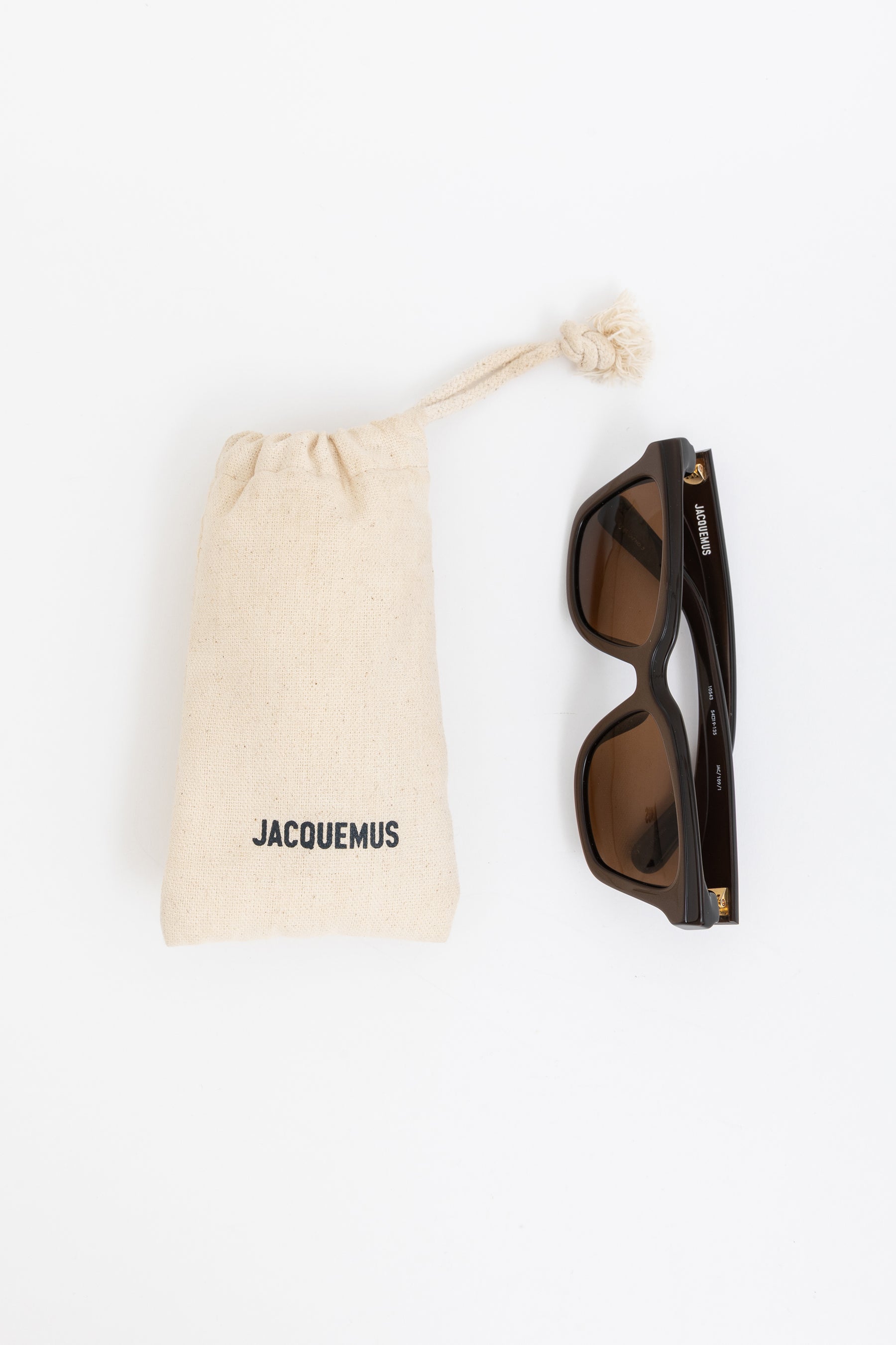 Les Lunettes Carré Sunglasses