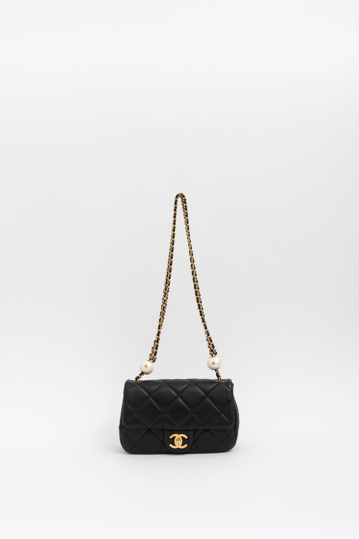 Small Flap Bag with Pearl Crush Chain