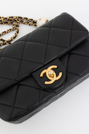 Small Flap Bag with Pearl Crush Chain