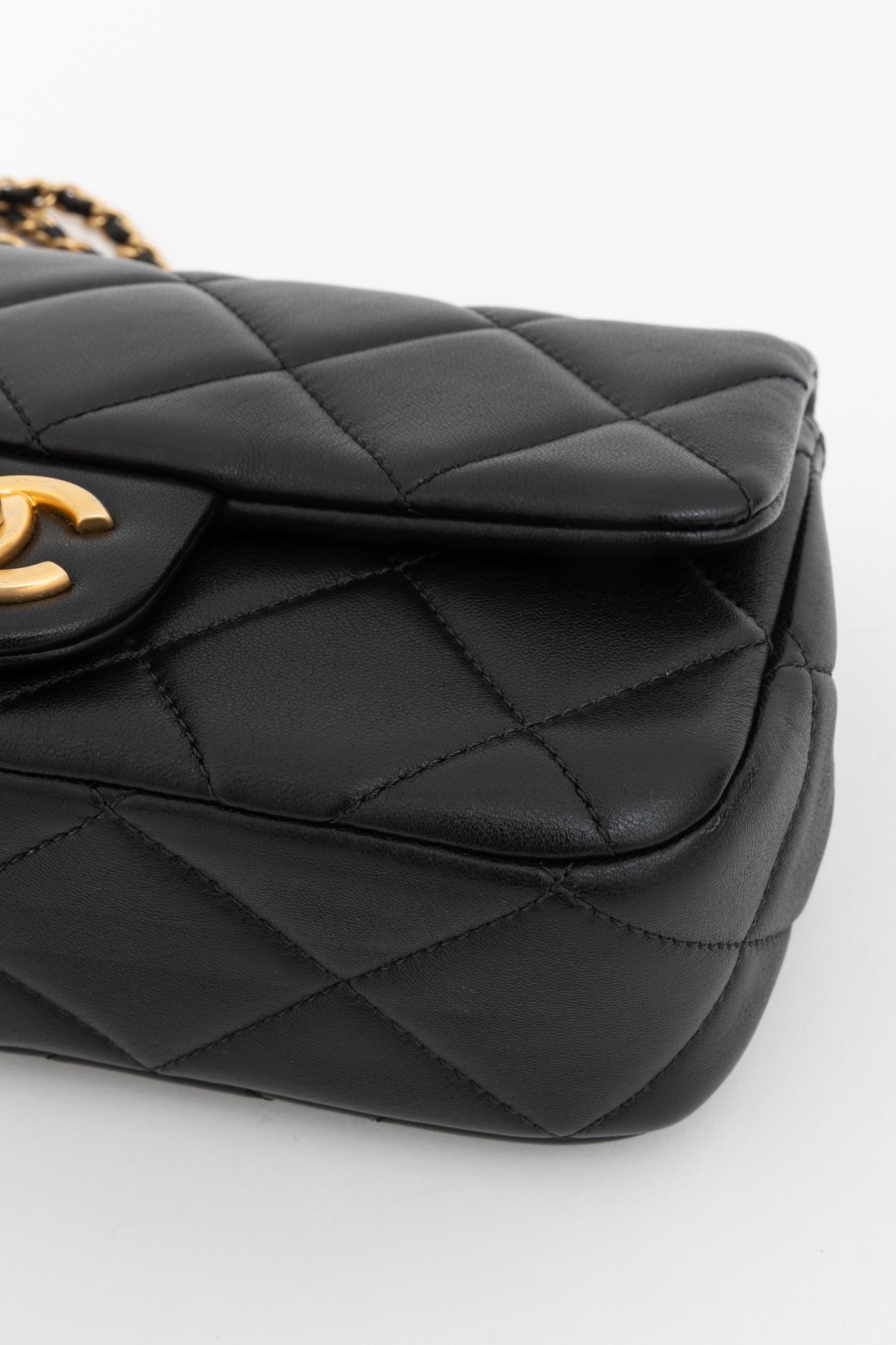 Small Flap Bag with Pearl Crush Chain