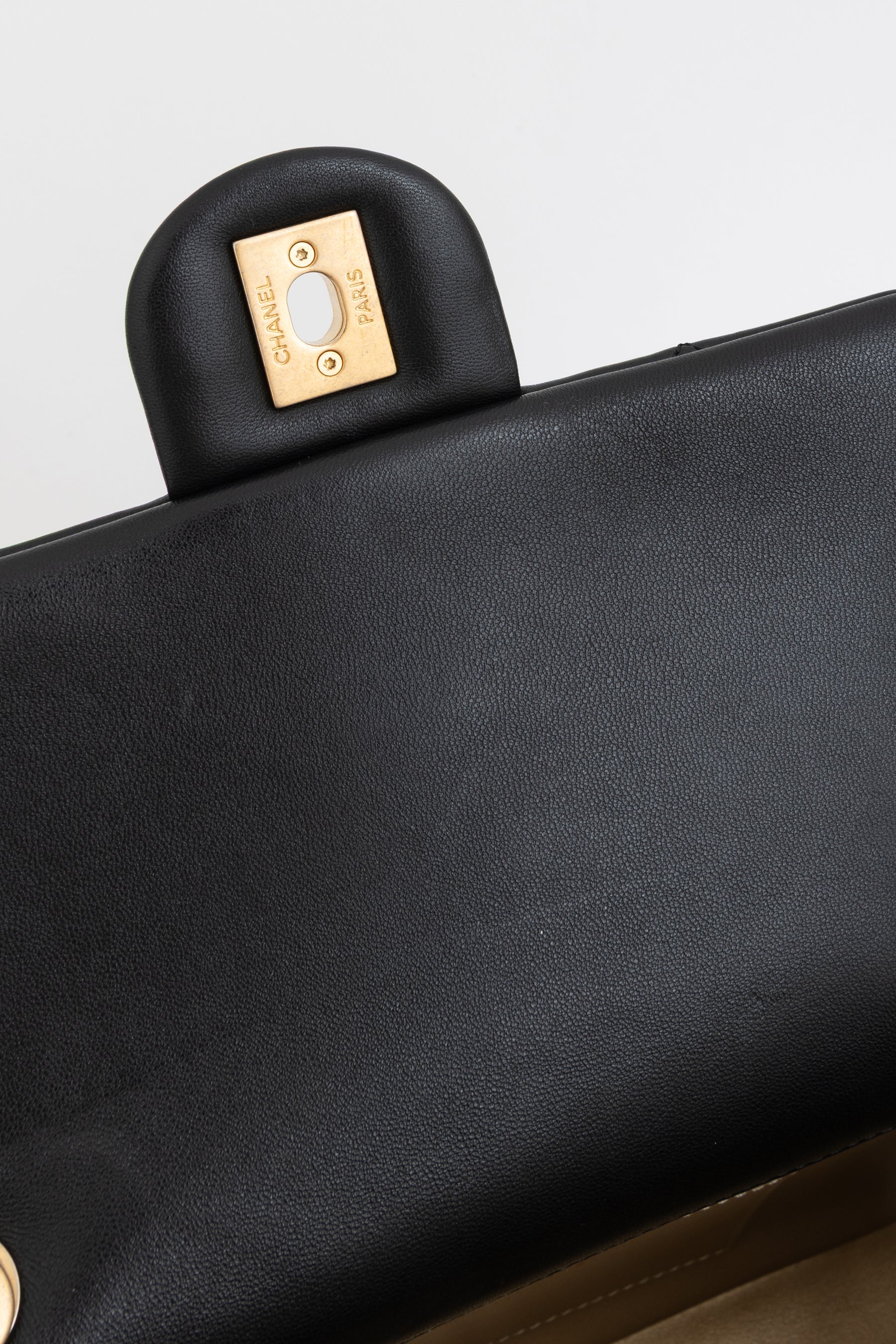 Small Flap Bag with Pearl Crush Chain