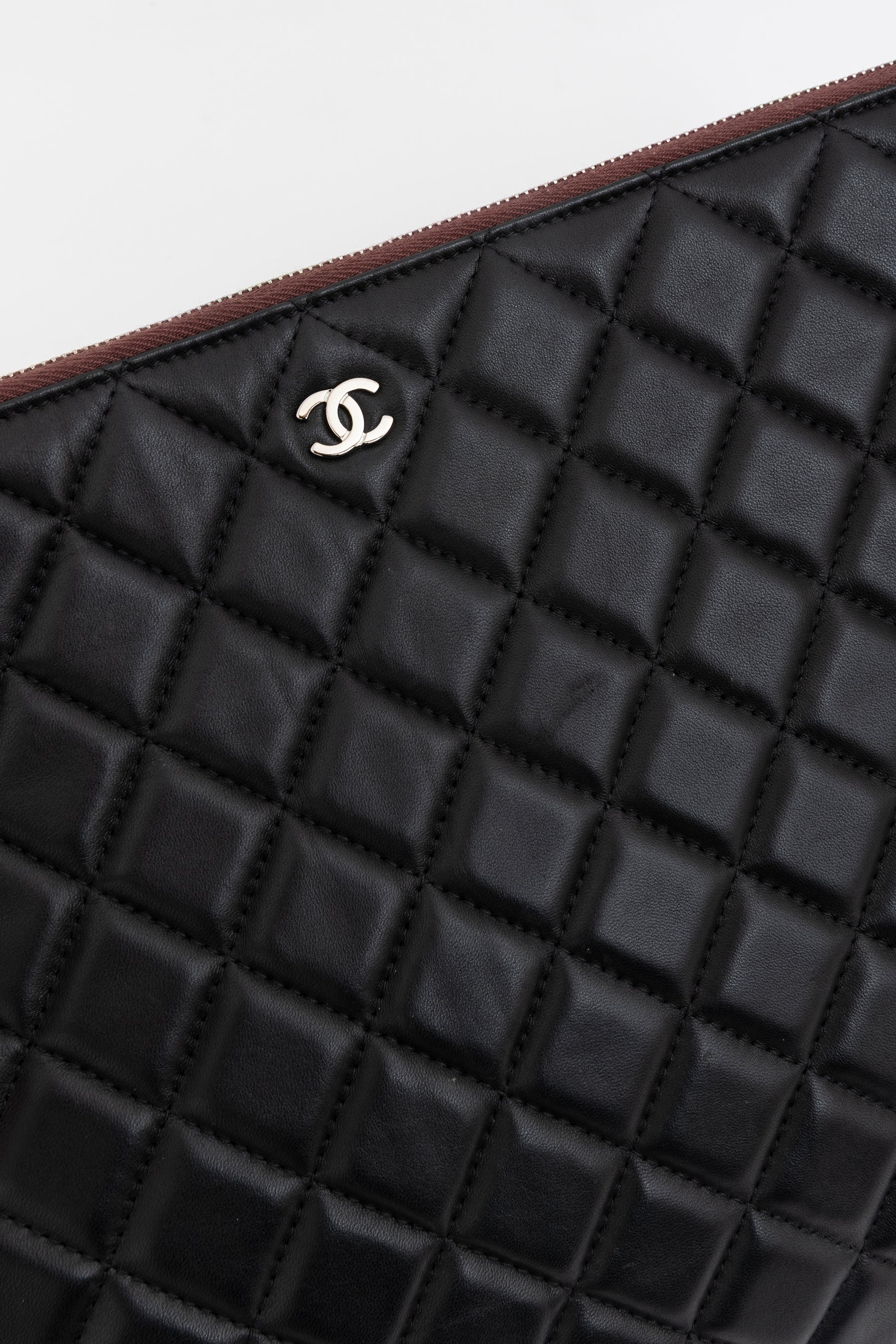 Quilted O Case Clutch