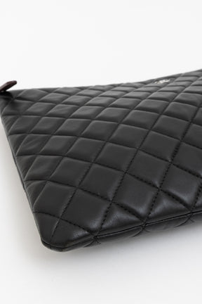 Quilted O Case Clutch