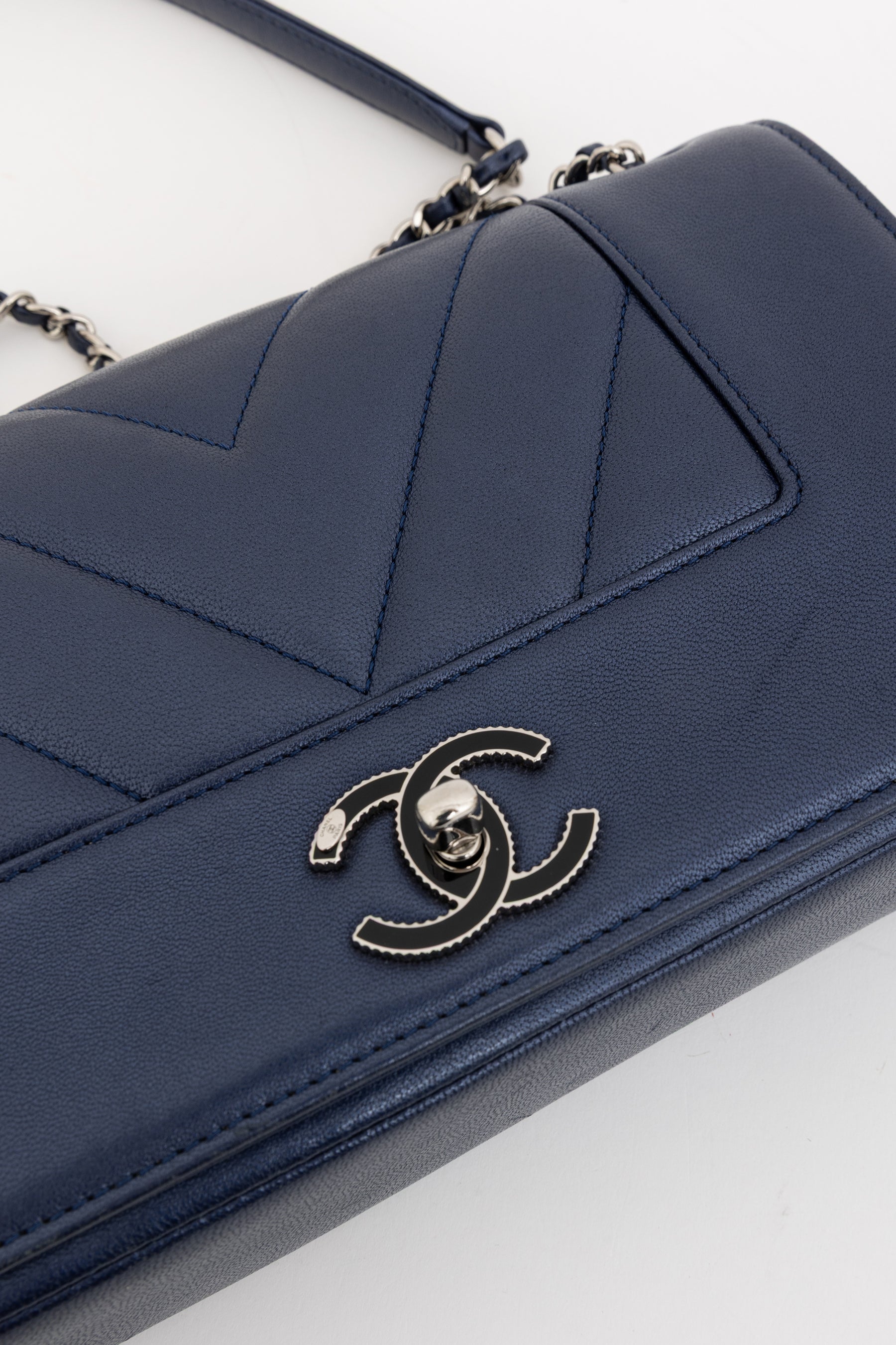 Medium Mademoiselle Chevron Flap Bag