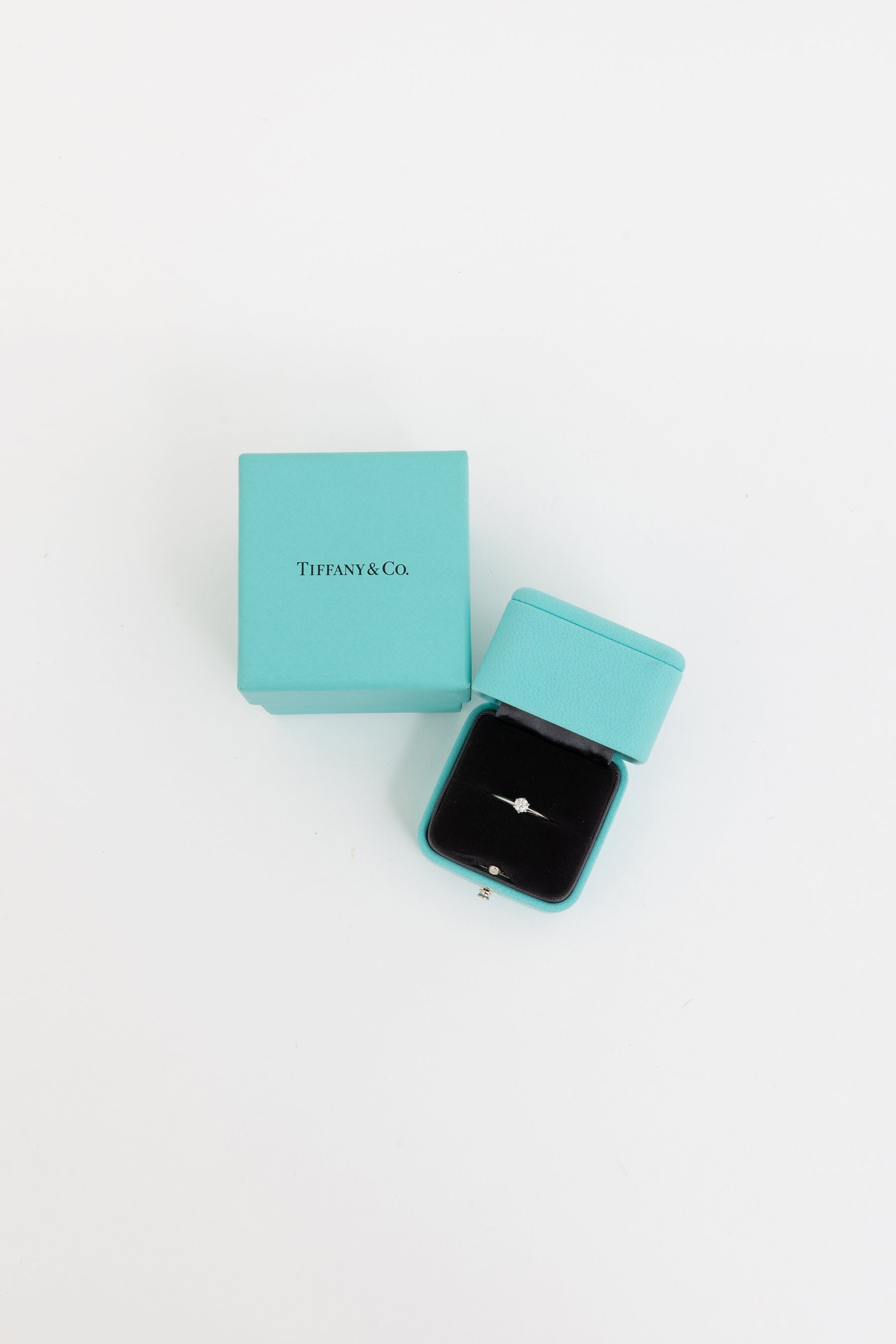 Platinum Round Brilliant Solitaire Diamond Ring