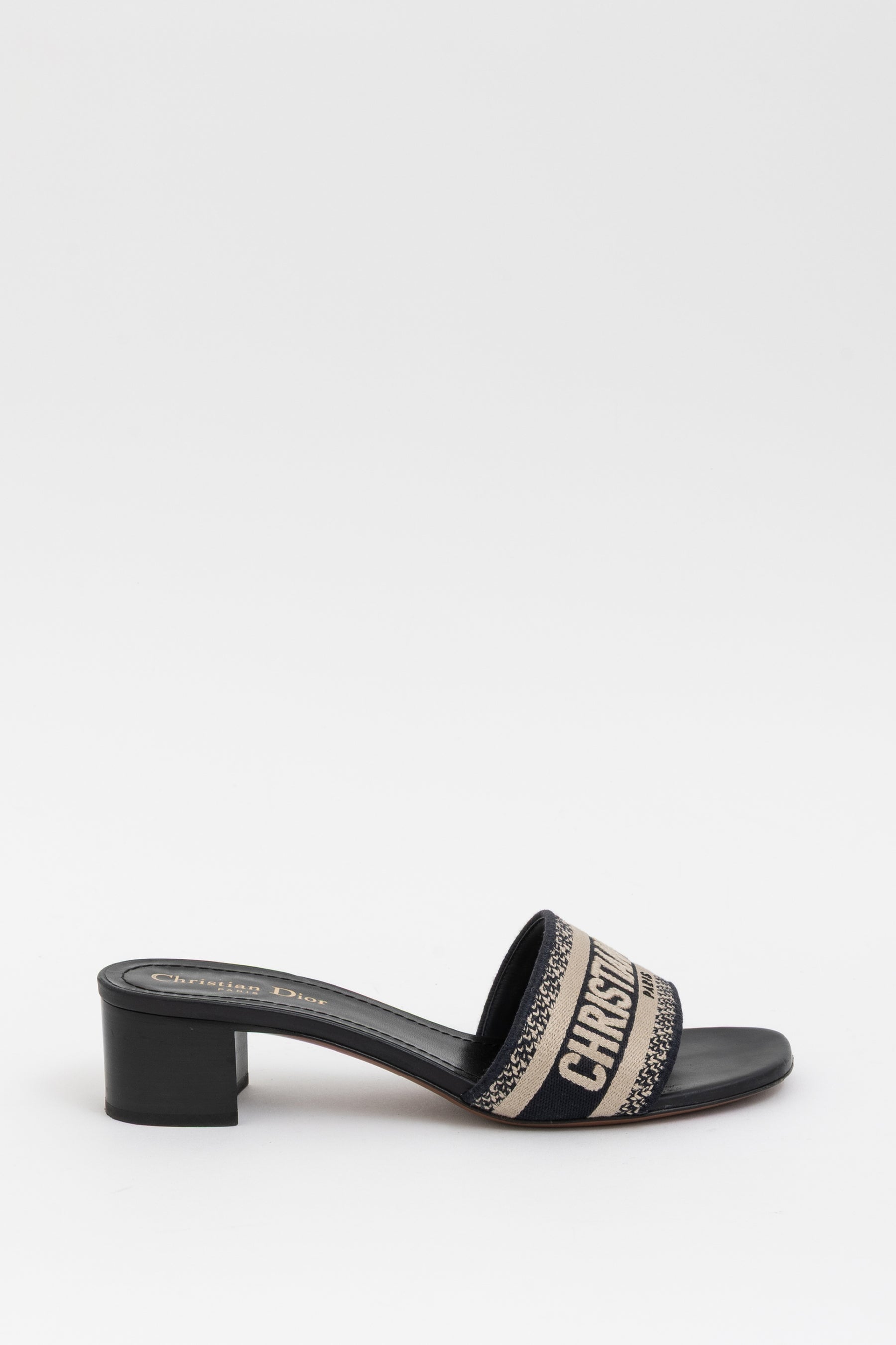 Dway Heeled Slides