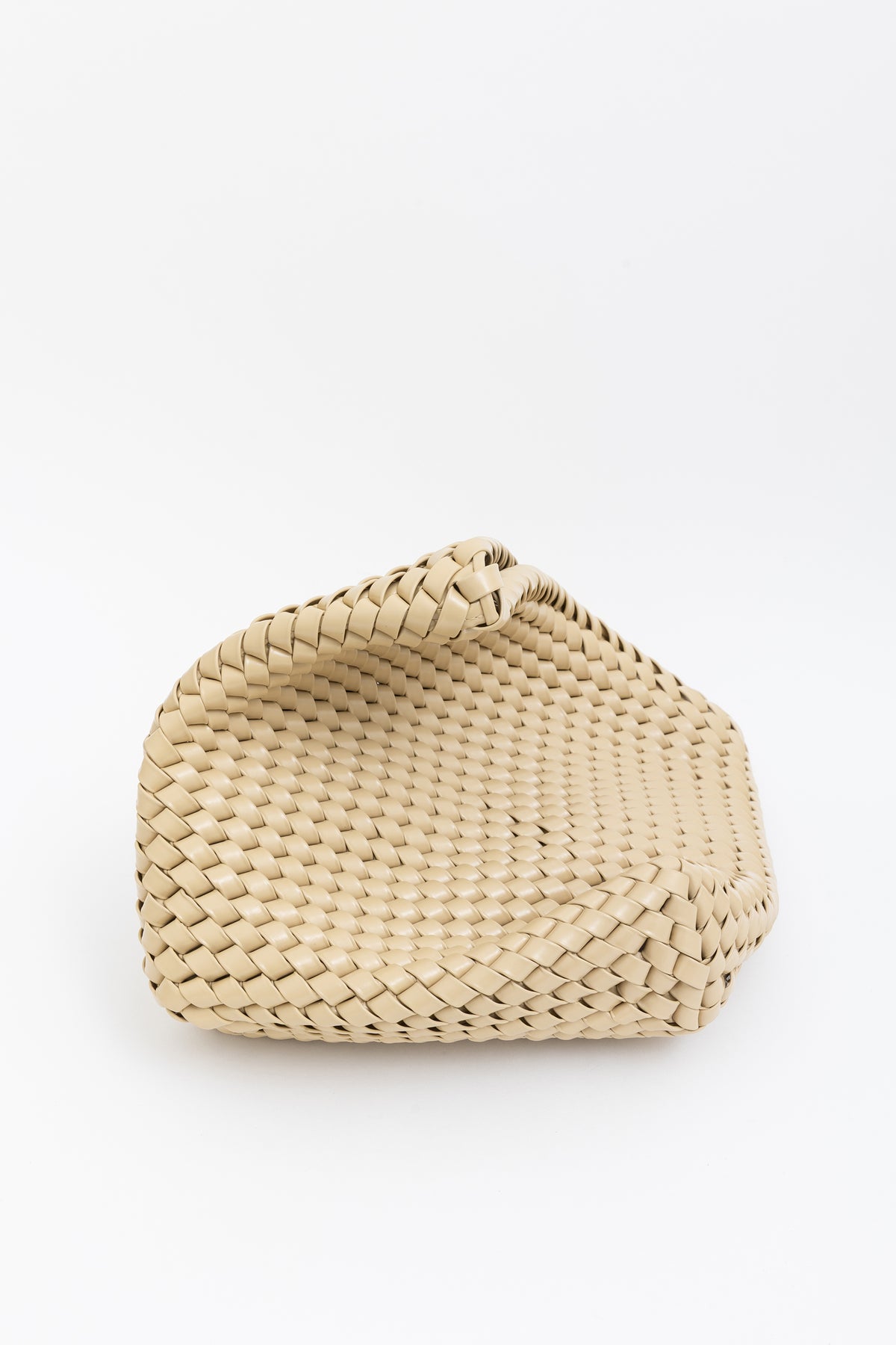 Slanted Structured Clutch