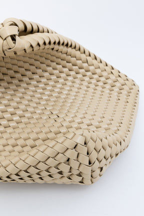 Slanted Structured Clutch