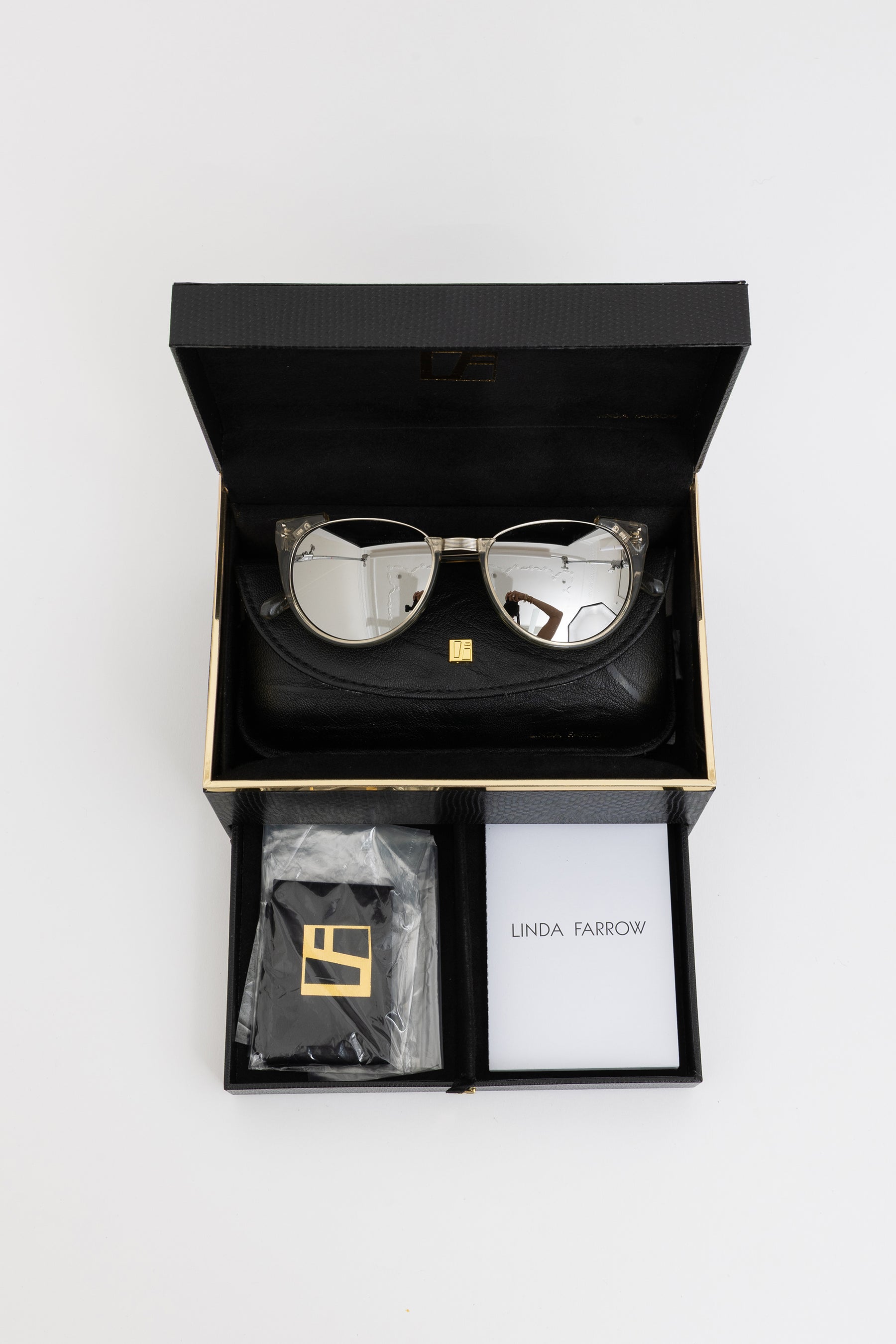 Iris Oval Sunglasses