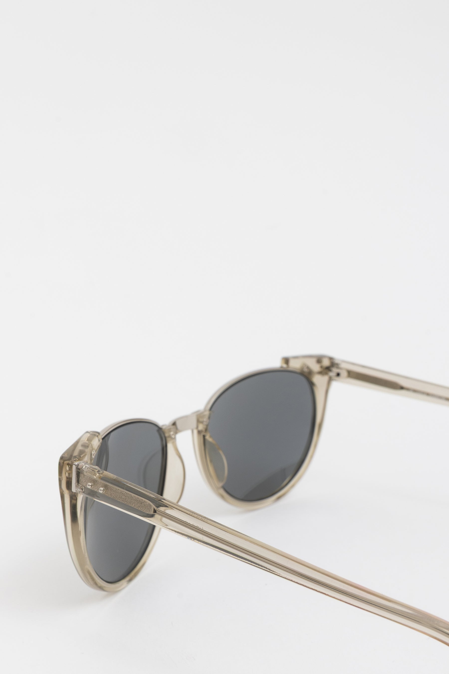 Iris Oval Sunglasses