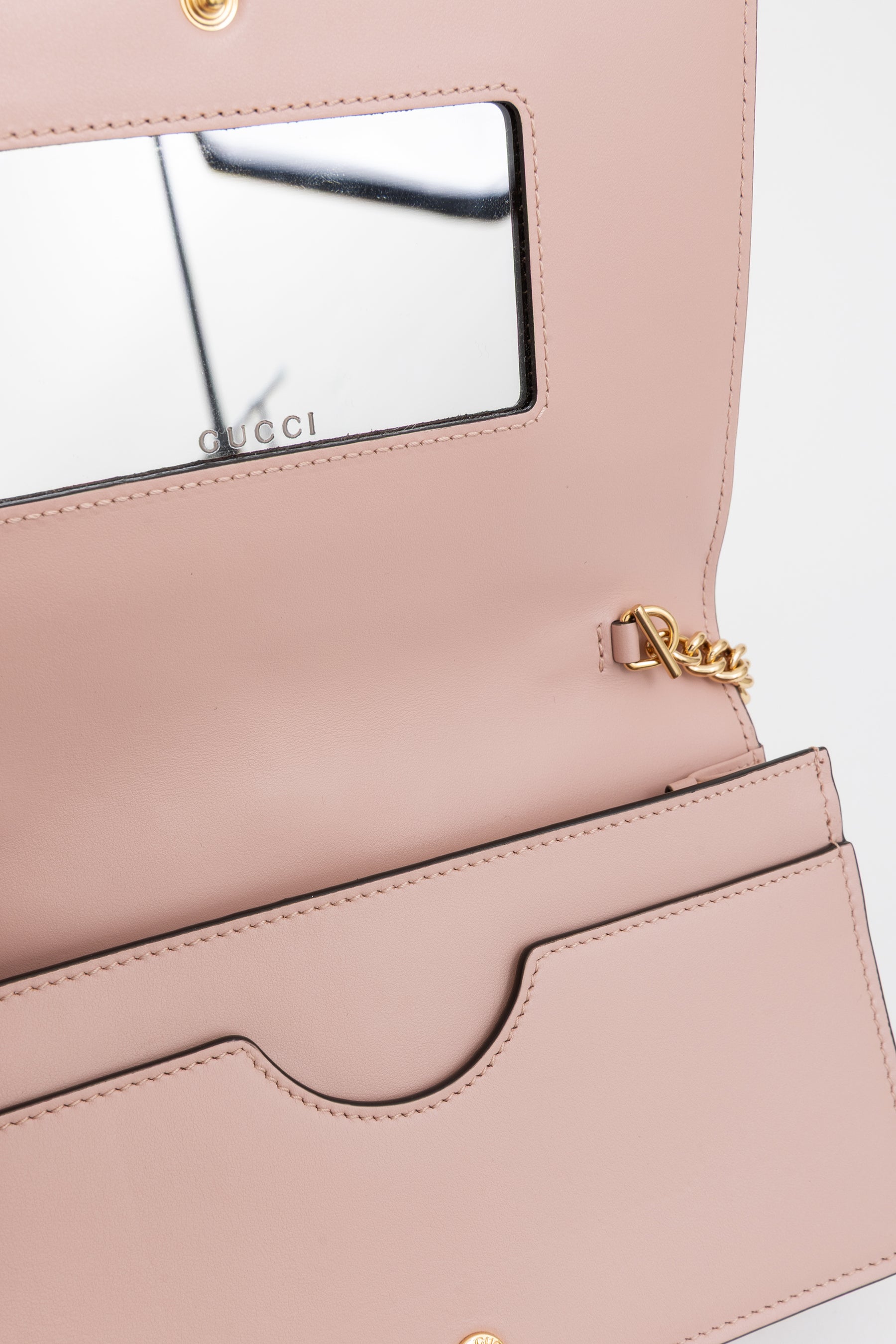 GG Matelassé Chain Wallet