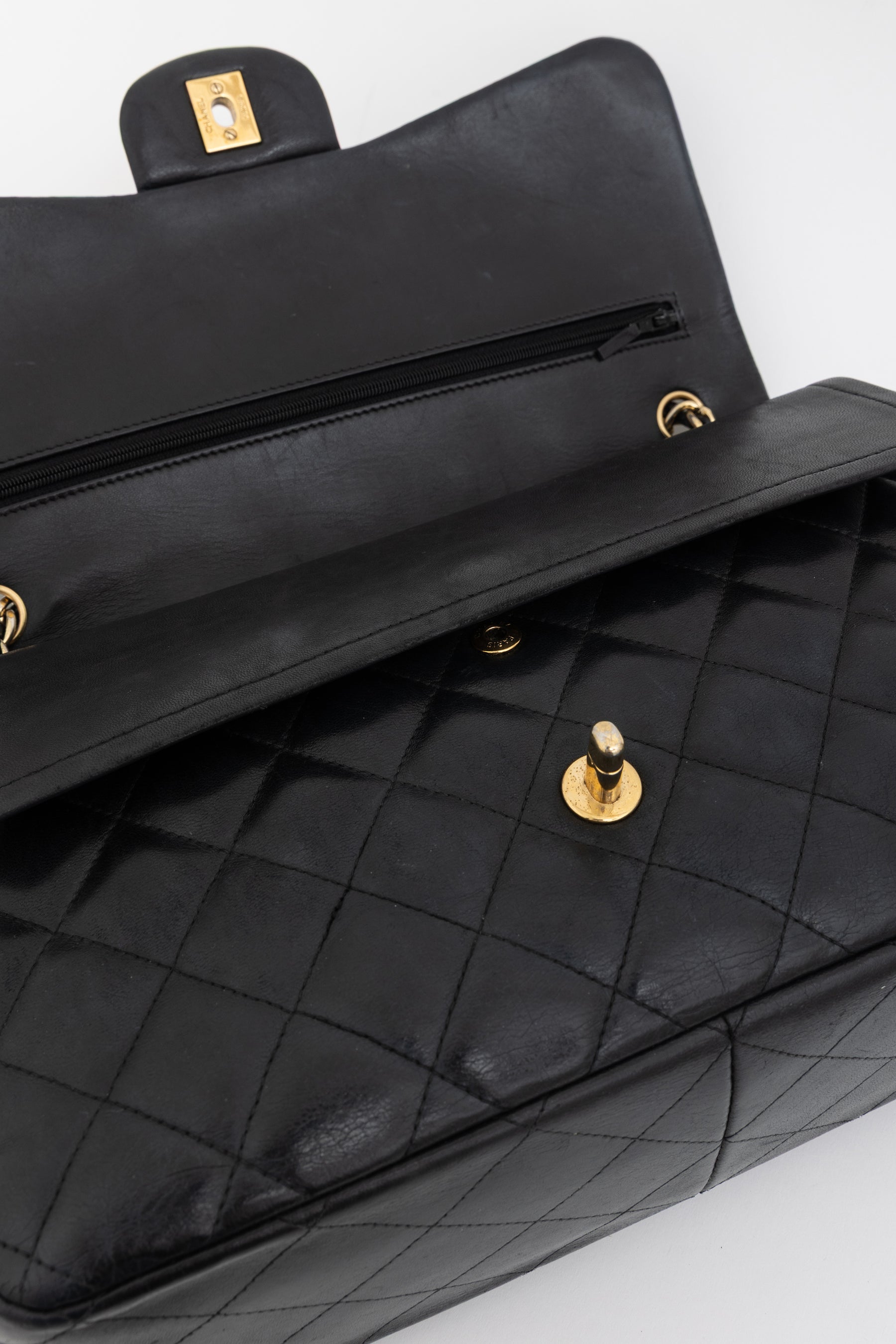 Jumbo Classic Flap Bag