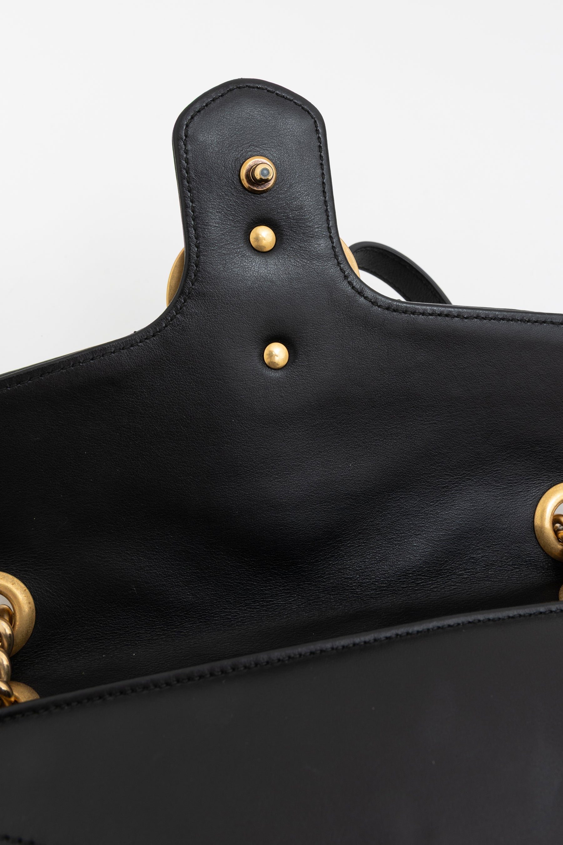 GG Marmont Small Shoulder Bag