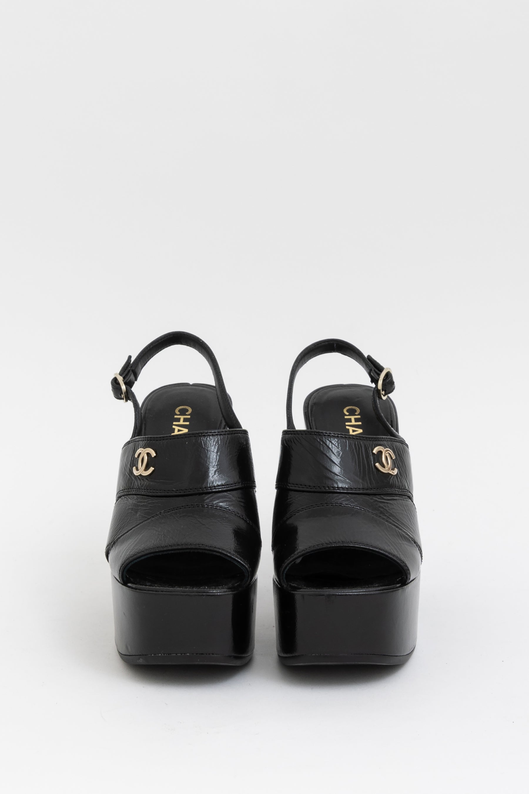23A Black Patent Platform Pumps