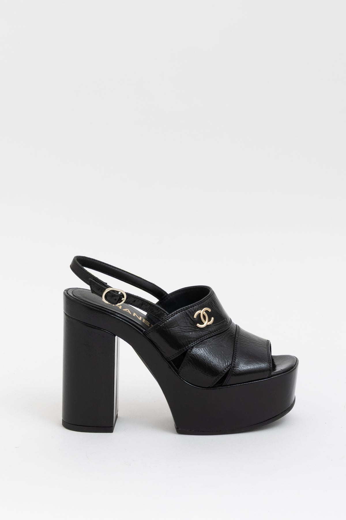 23A Black Patent Platform Pumps