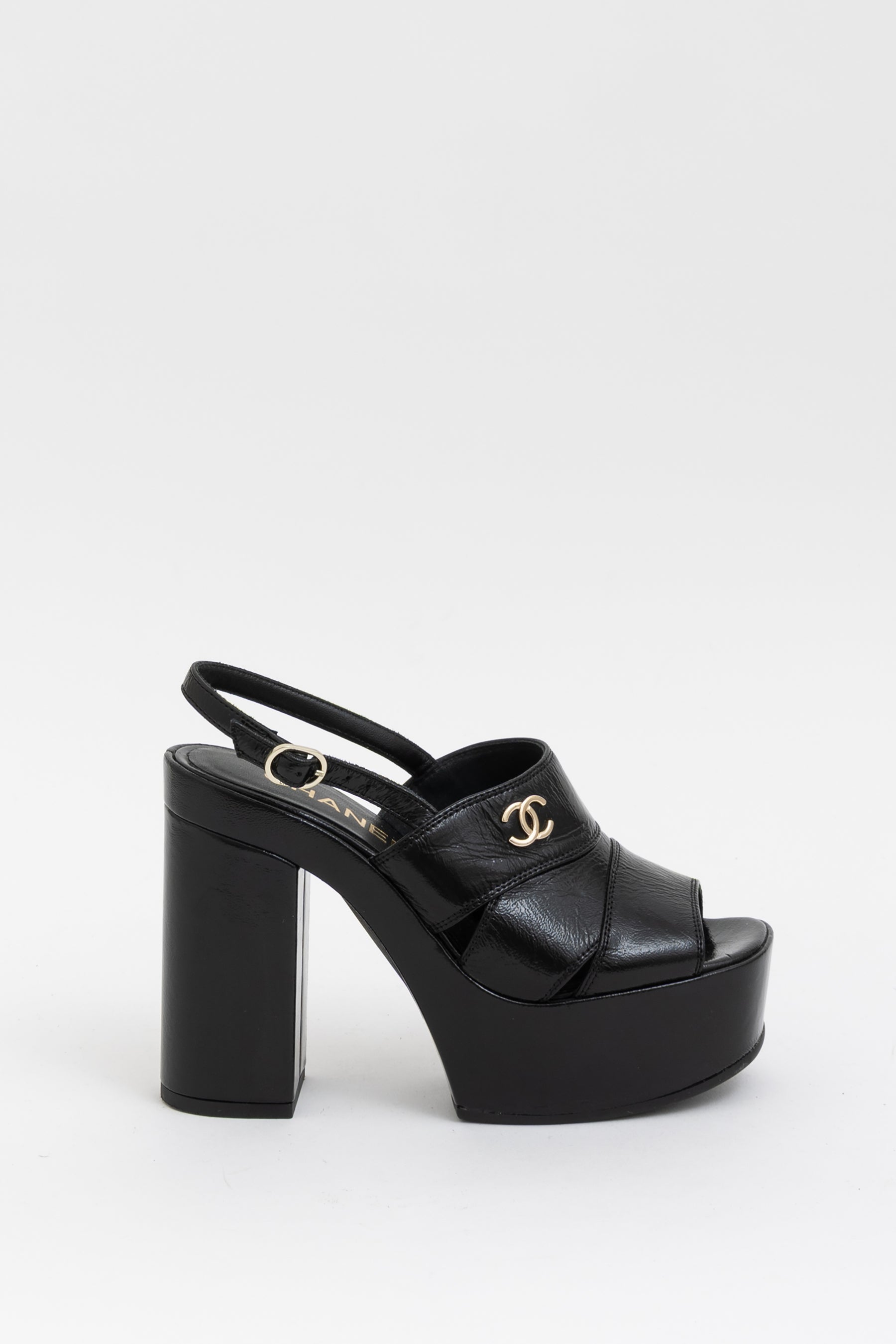 23A Black Patent Platform Pumps