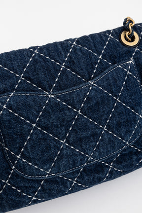 Medium Classic Flap