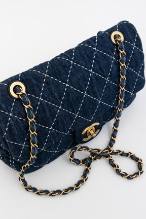 Medium Classic Flap