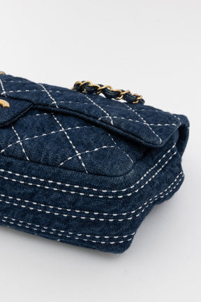 Medium Classic Flap
