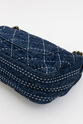 Medium Classic Flap