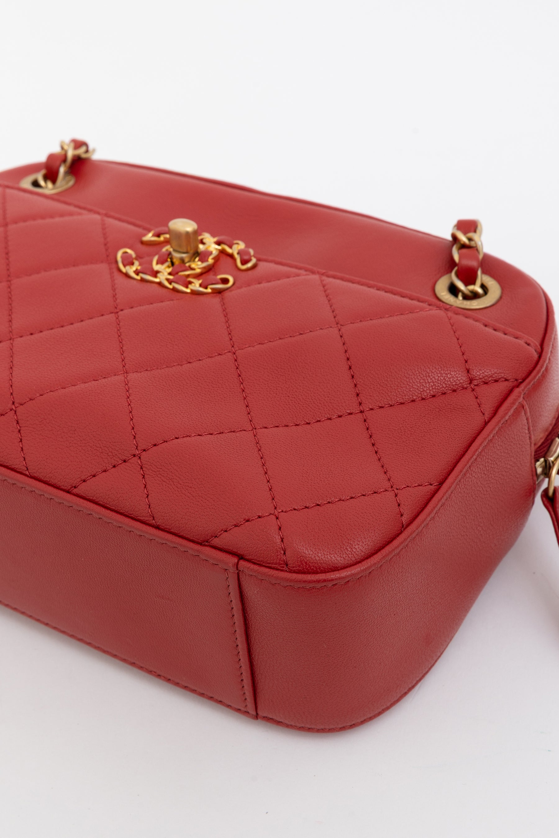 Chain Infinity Camera Case