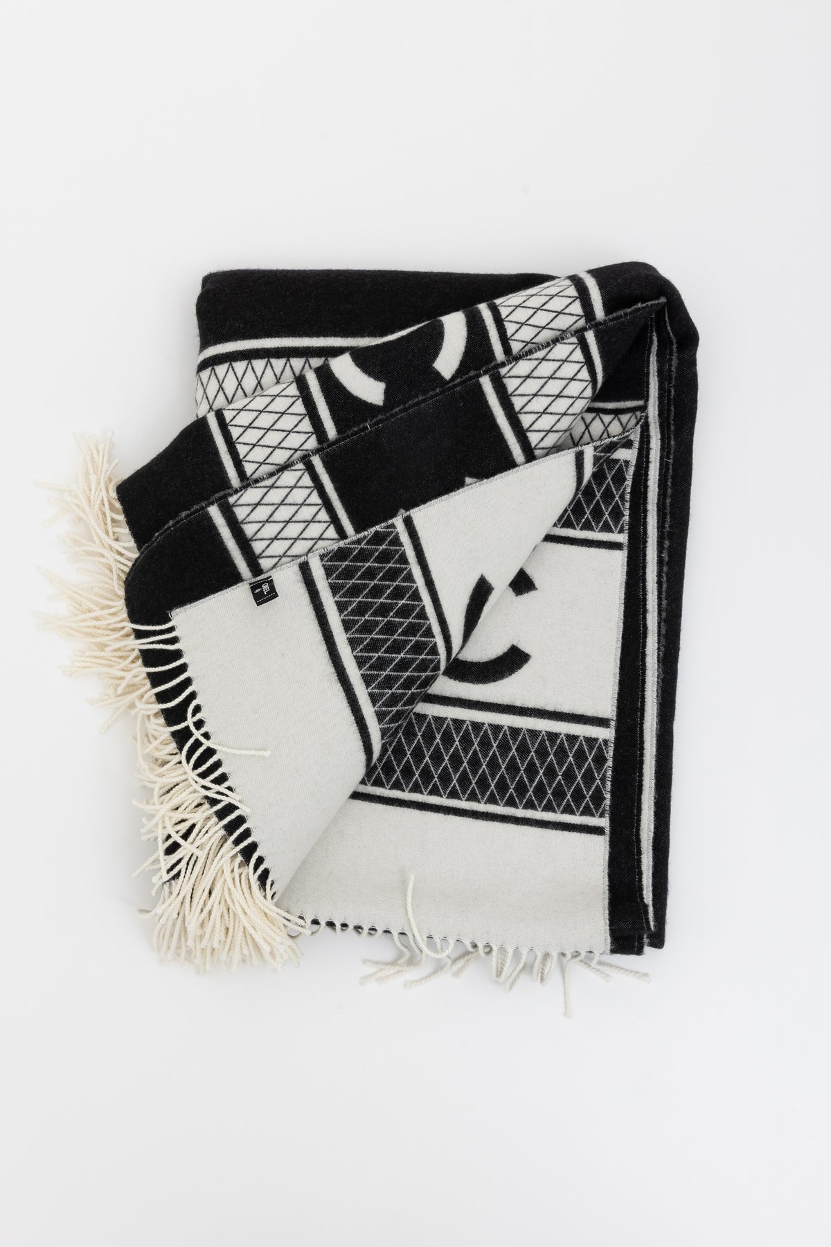 Cashmere CC Reversible Blanket