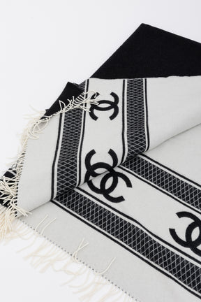 Cashmere CC Reversible Blanket