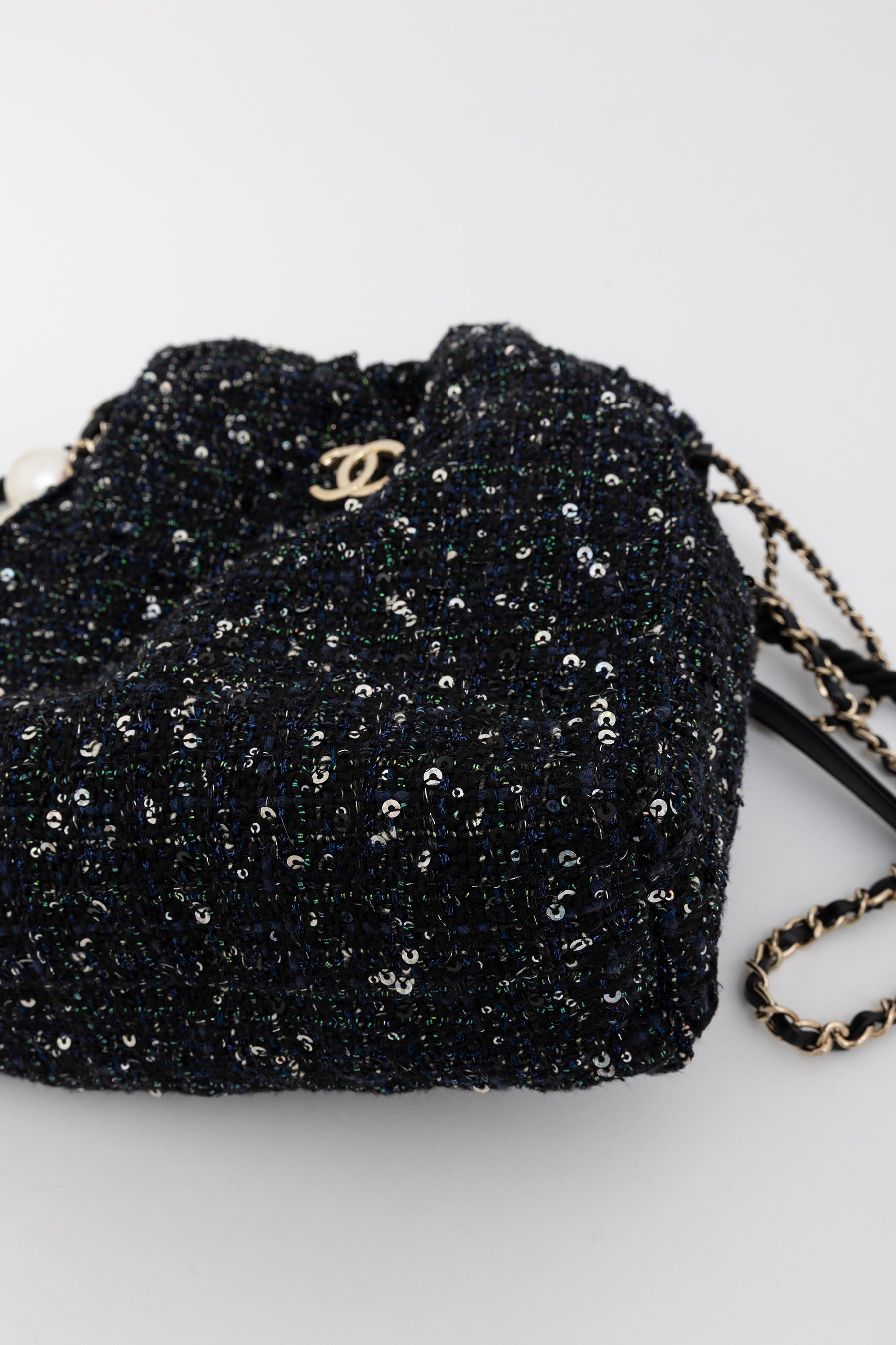 Tweed Pearl Handle Drawstring Bag