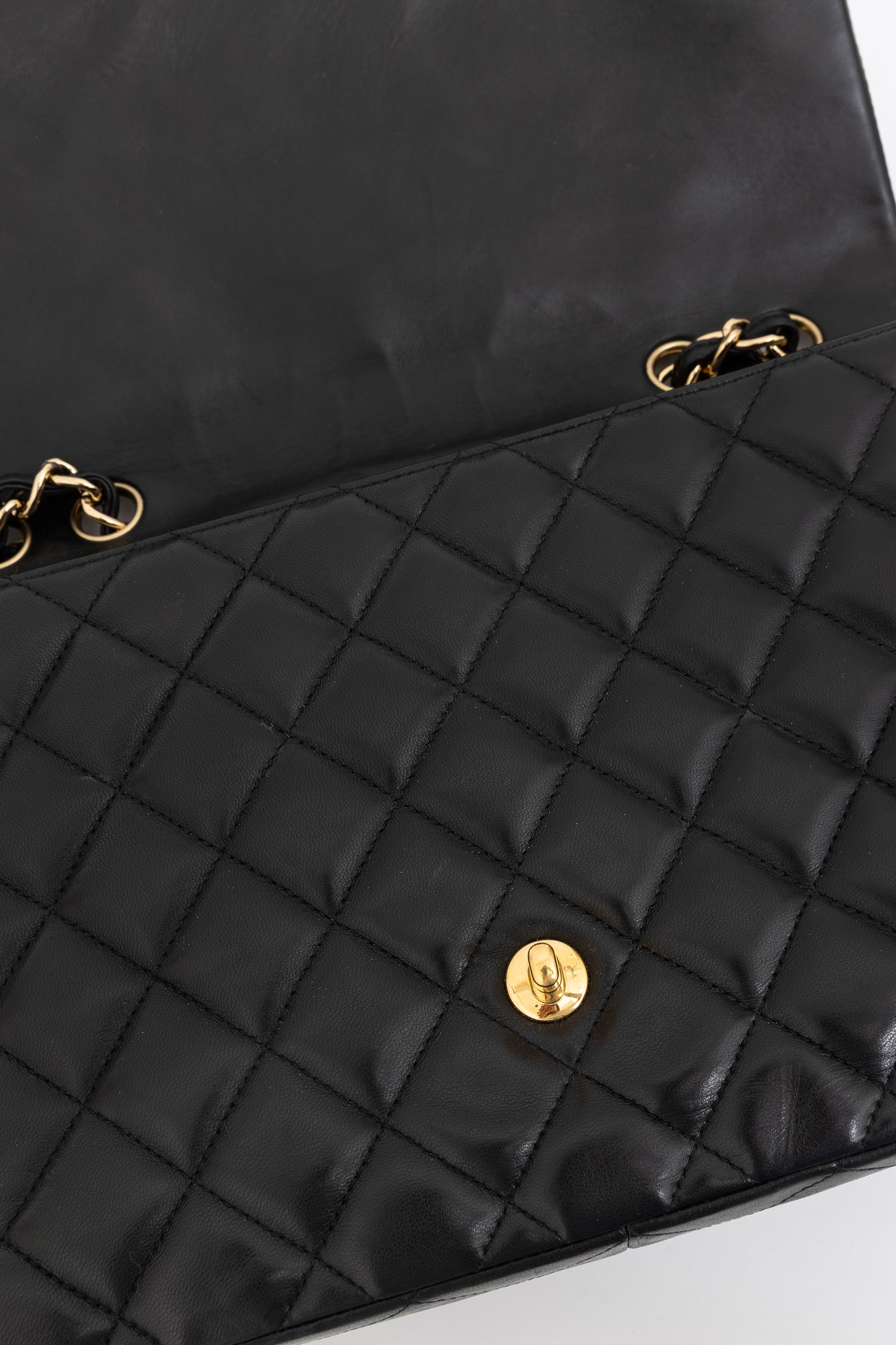 Jumbo Classic Flap Bag