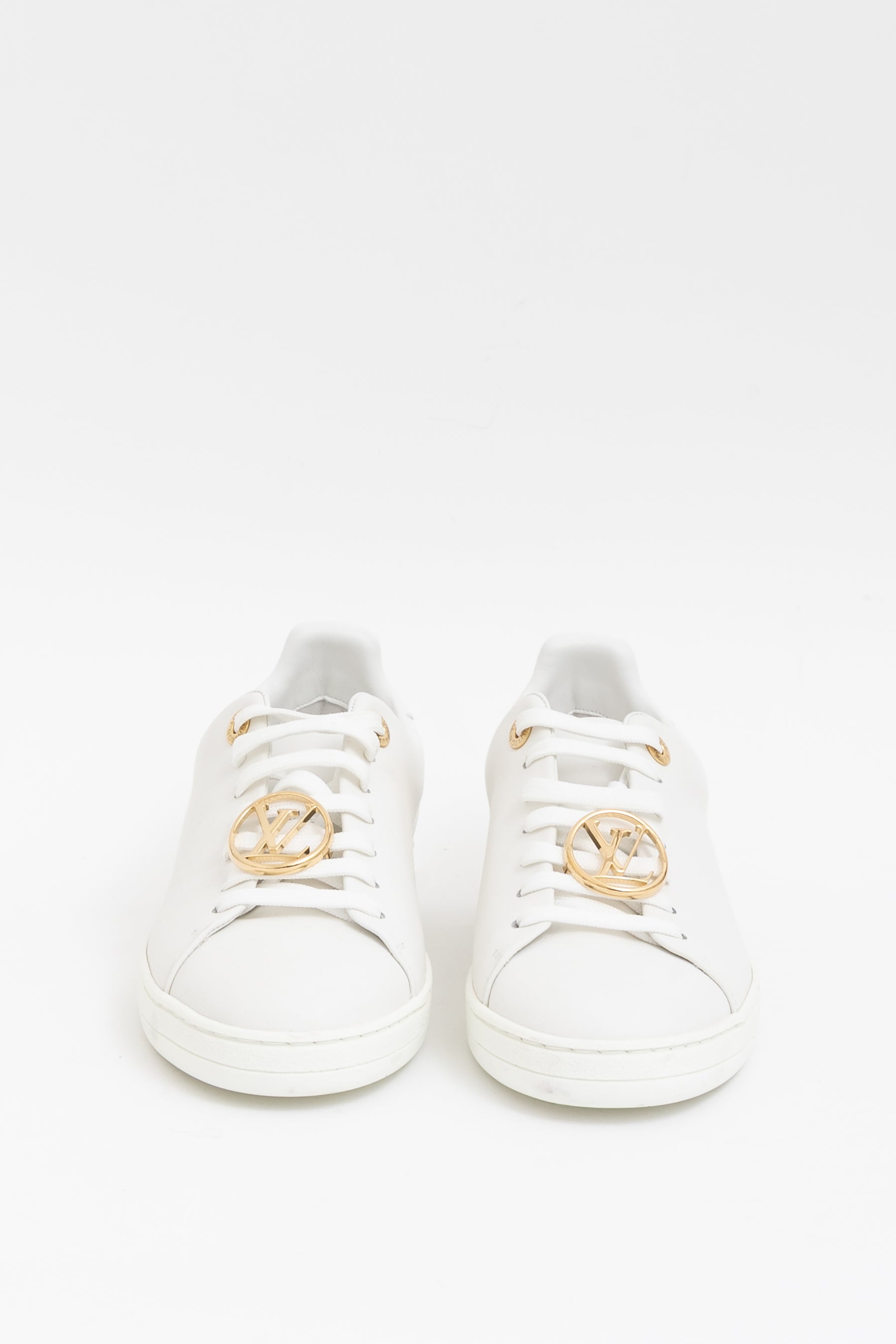 Frontrow Sneakers