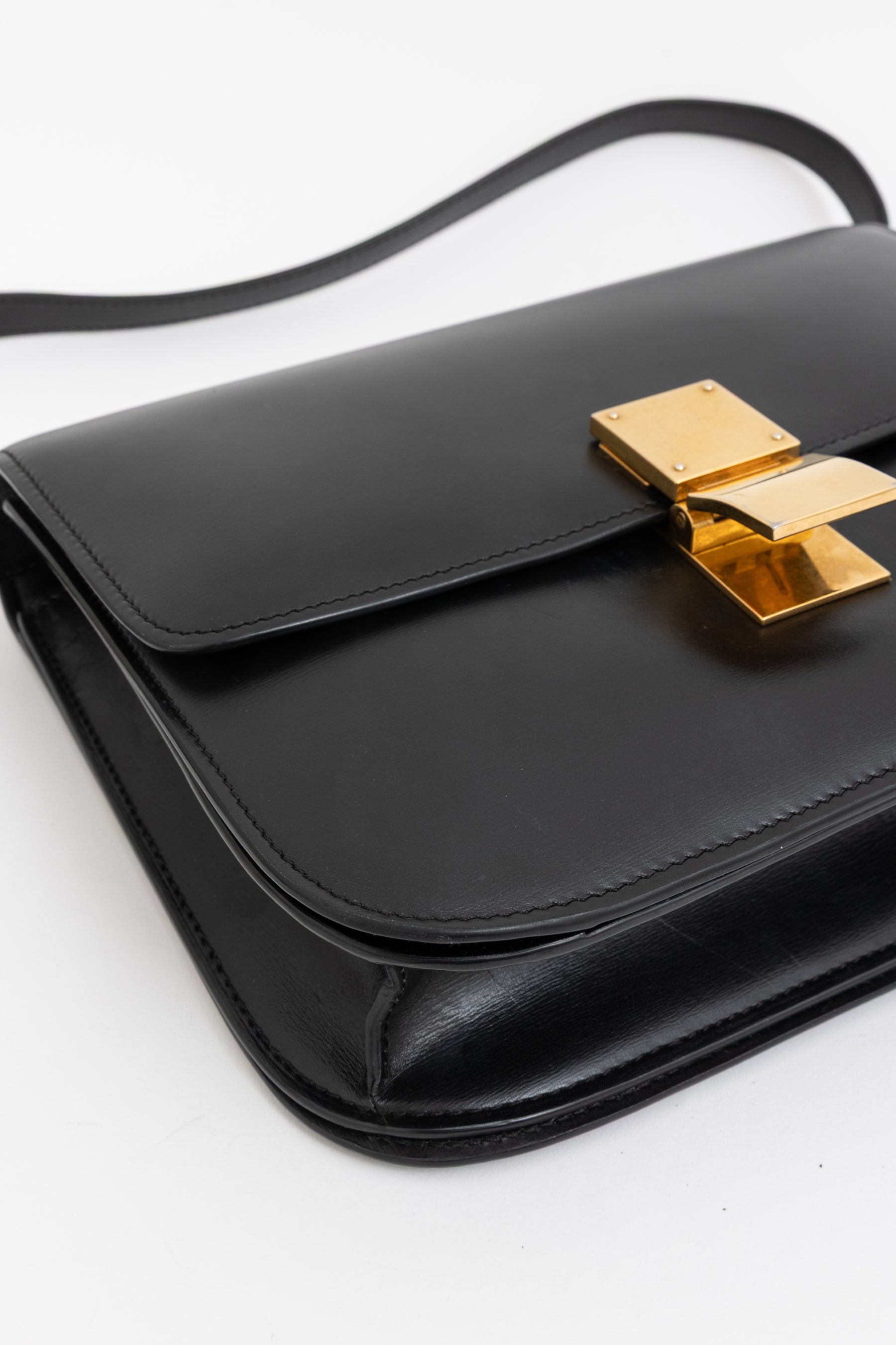 Medium Classic Box Bag