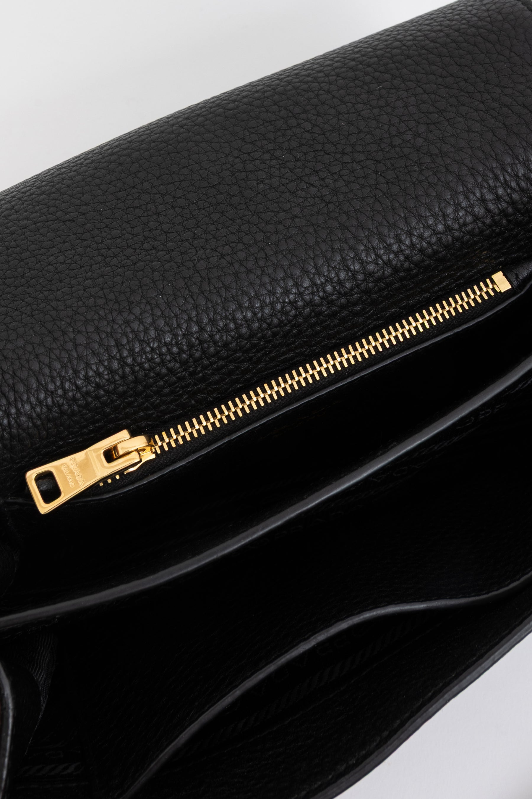 Vitello Daino Flap Crossbody Bag