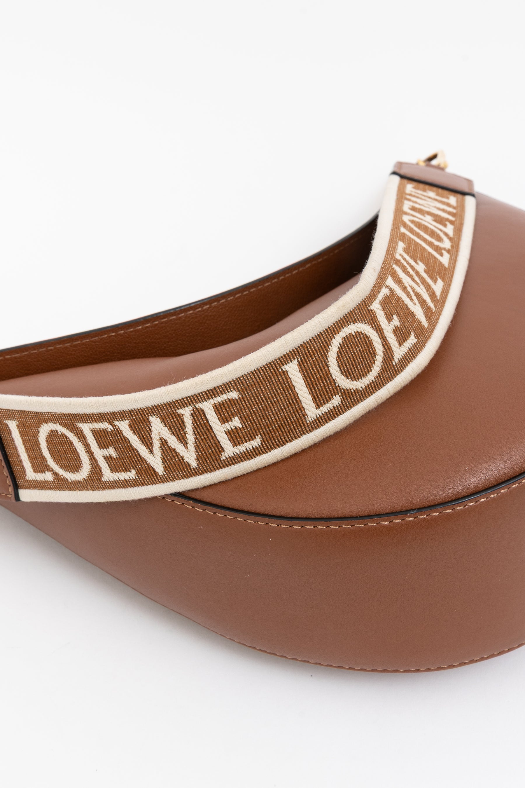 Luna Anagram-Strap Shoulder Bag