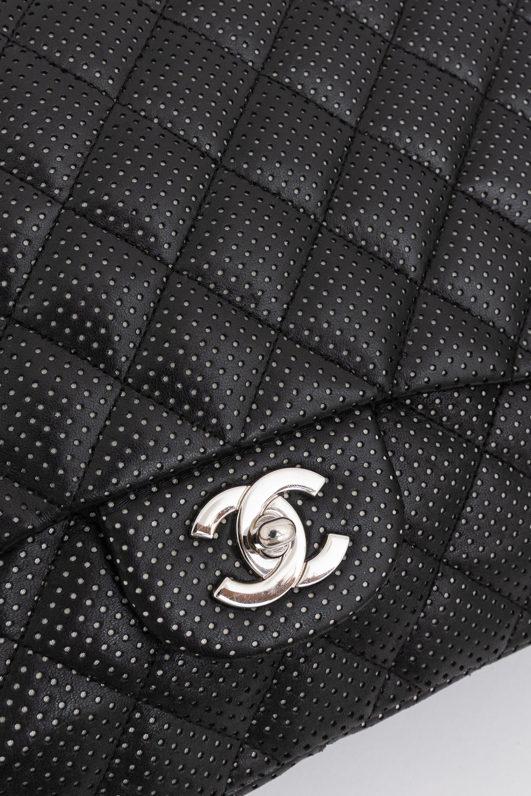 Jumbo Classic Flap Bag